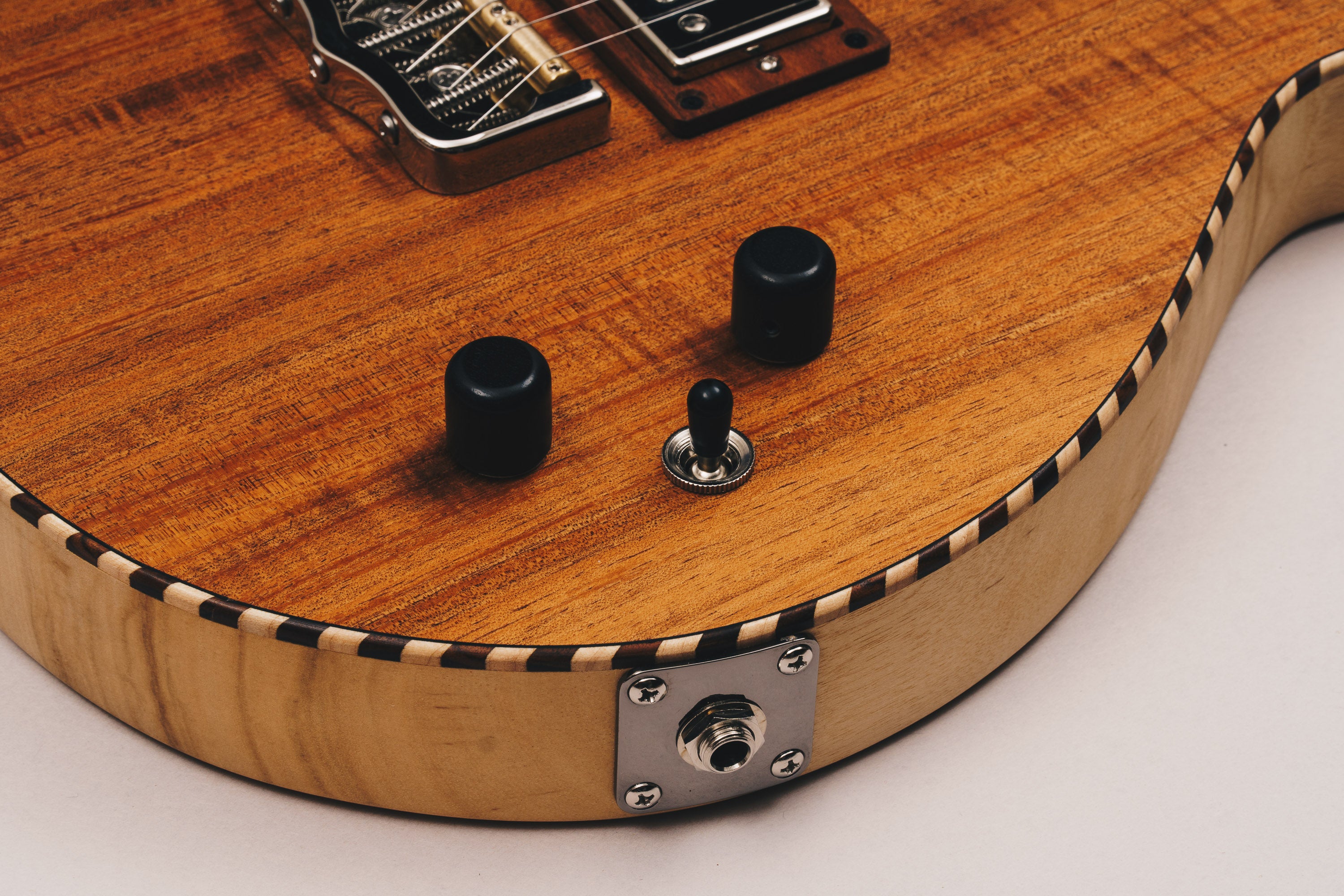 Electric Lap Steel Weissenborn Acoustic Lap Steel Slide Guitar by master luthier Richard Wilson. Handcrafted in Australia. Serial no. RW2037-286.