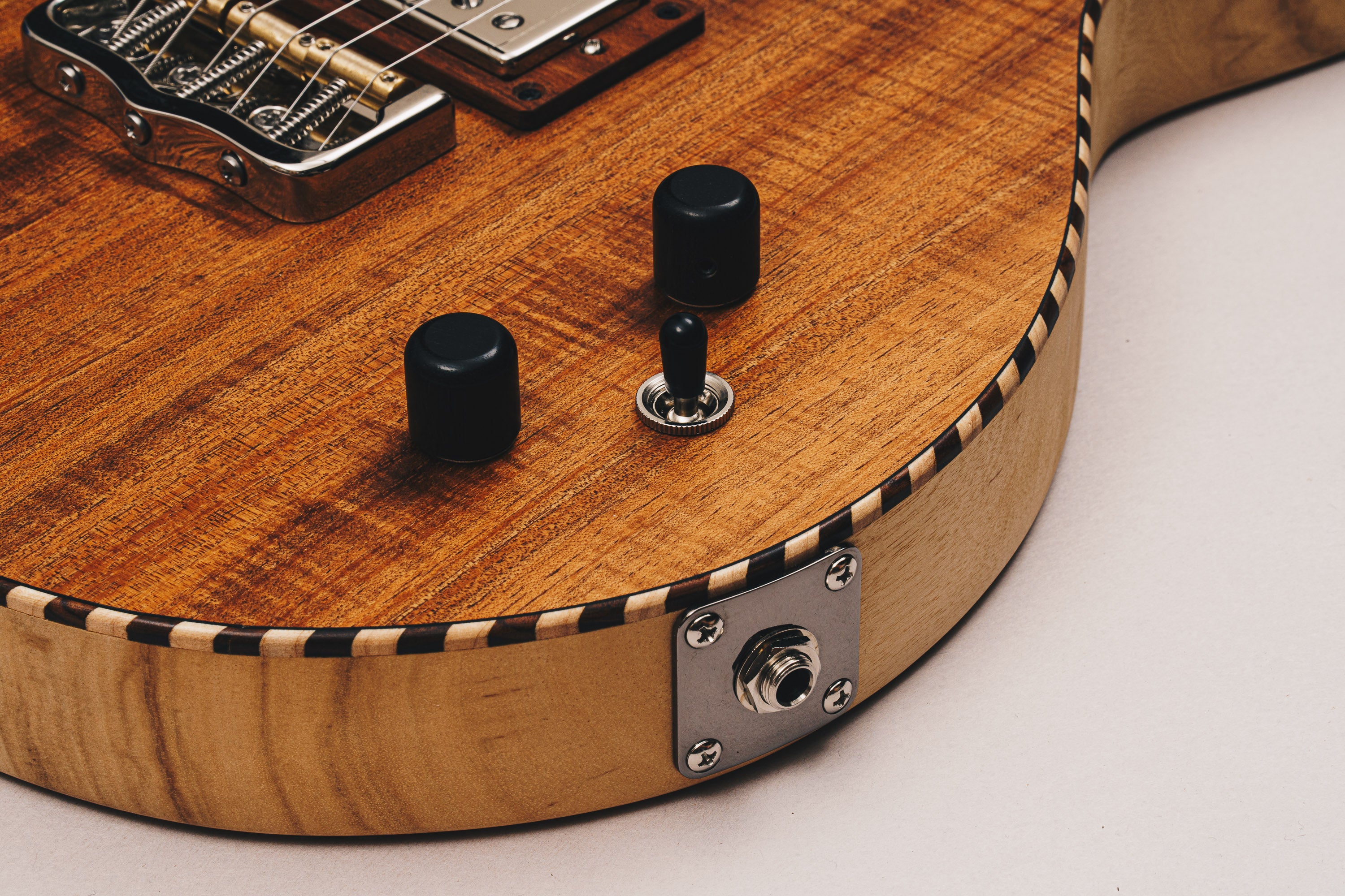 Electric Lap Steel Weissenborn Acoustic Lap Steel Slide Guitar by master luthier Richard Wilson. Handcrafted in Australia. Serial no. RW2037-286.