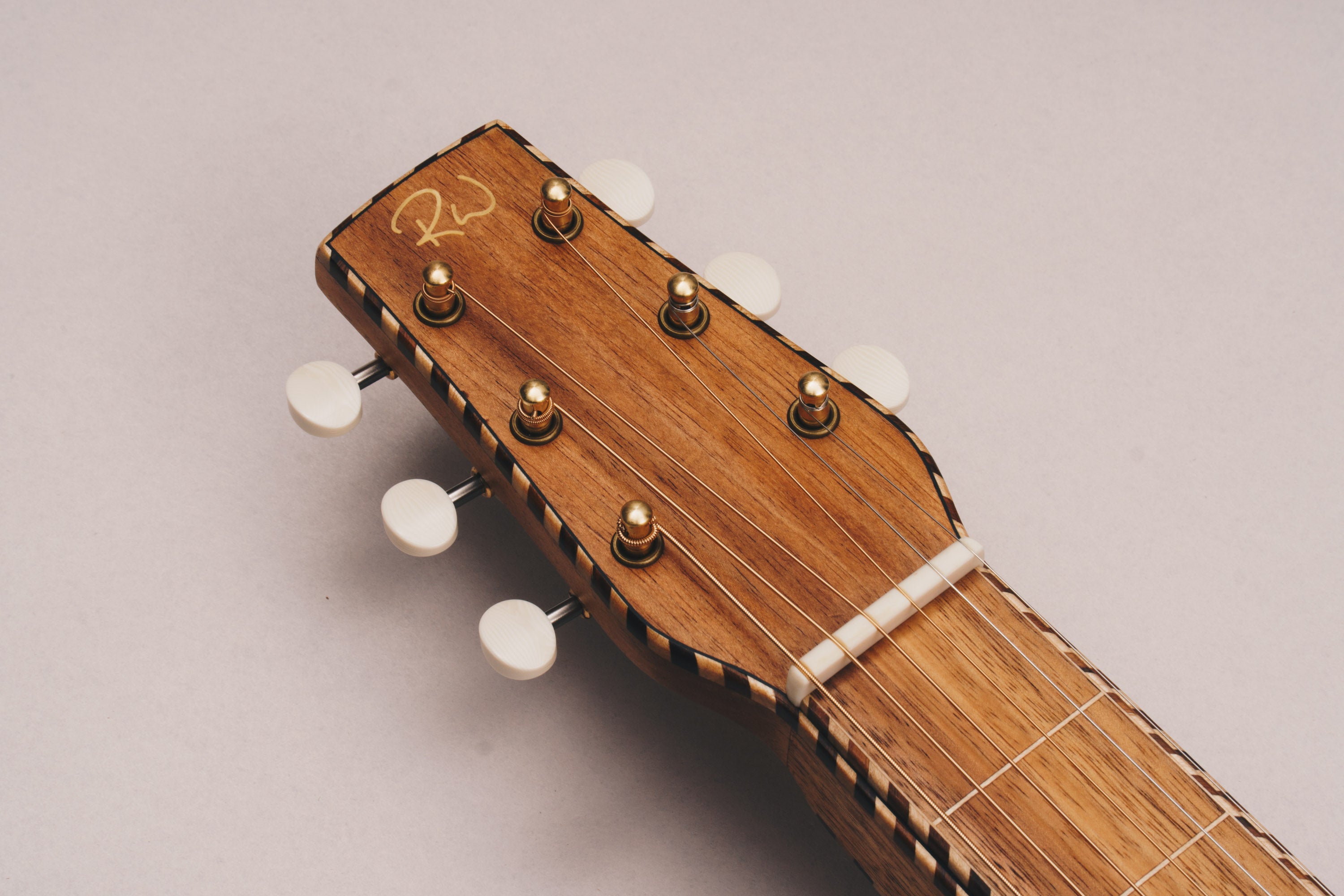 Hawaiian Koa Style 4 Weissenborn Guitar Weissenborn Acoustic Lap Steel Slide Guitar by master luthier Richard Wilson. Handcrafted in Australia. Serial no. RW2124-313.