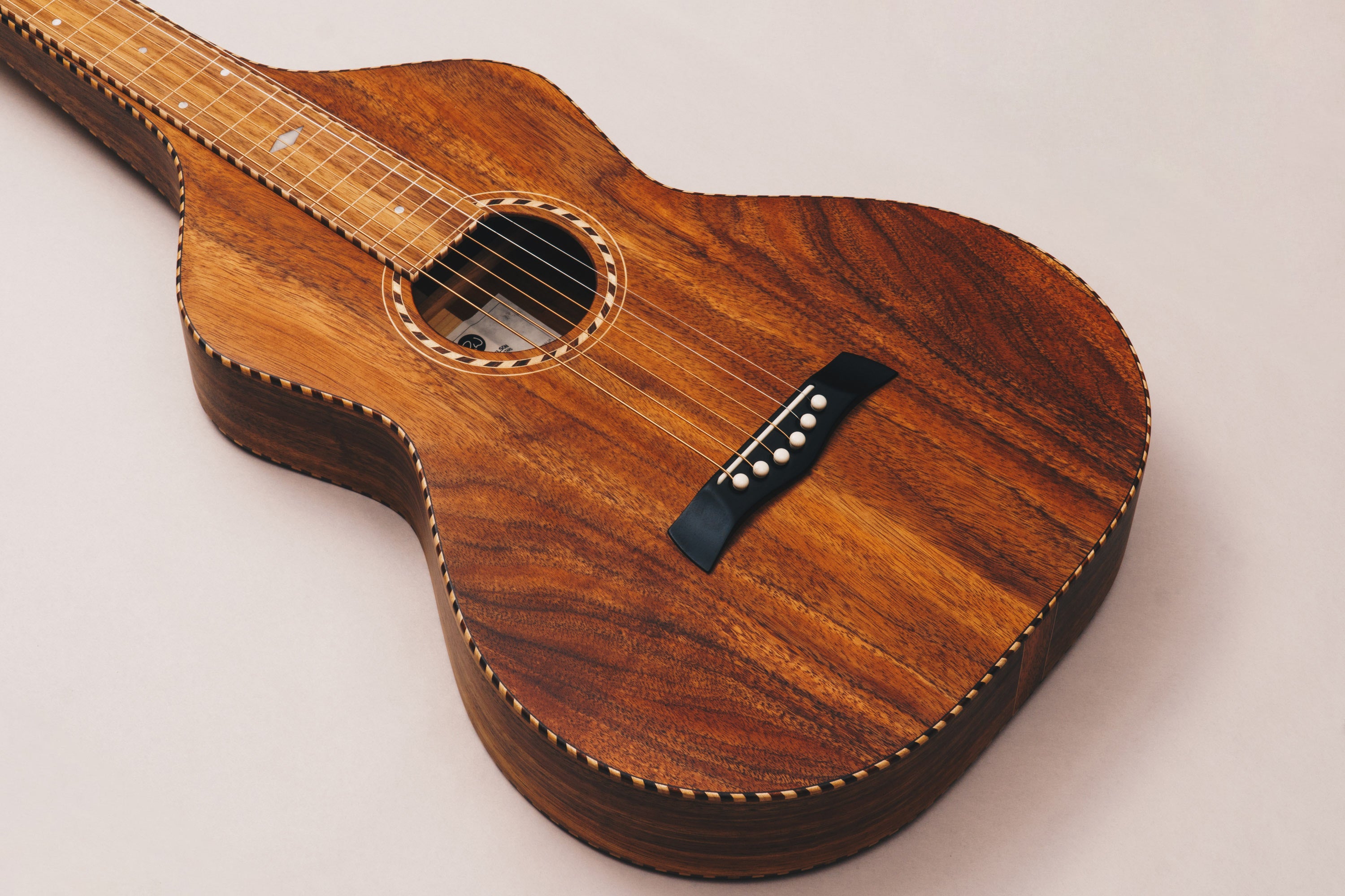 Hawaiian Koa Style 4 Weissenborn Guitar Weissenborn Acoustic Lap Steel Slide Guitar by master luthier Richard Wilson. Handcrafted in Australia. Serial no. RW2126-326.
