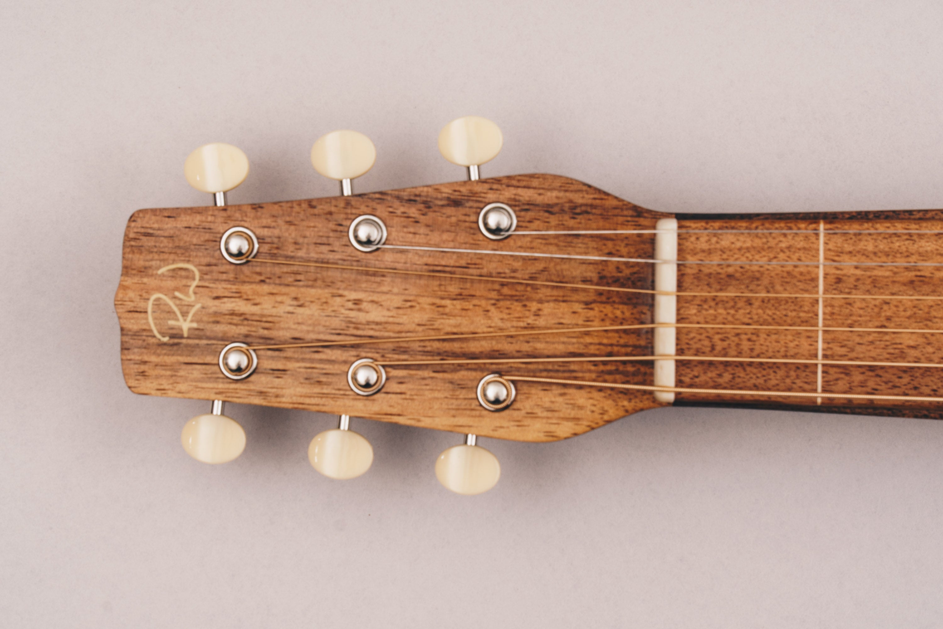 Style 1 Baritone Weissenborn Guitar Weissenborn Acoustic Lap Steel Slide Guitar by master luthier Richard Wilson. Handcrafted in Australia. Serial no. RW2128-317.