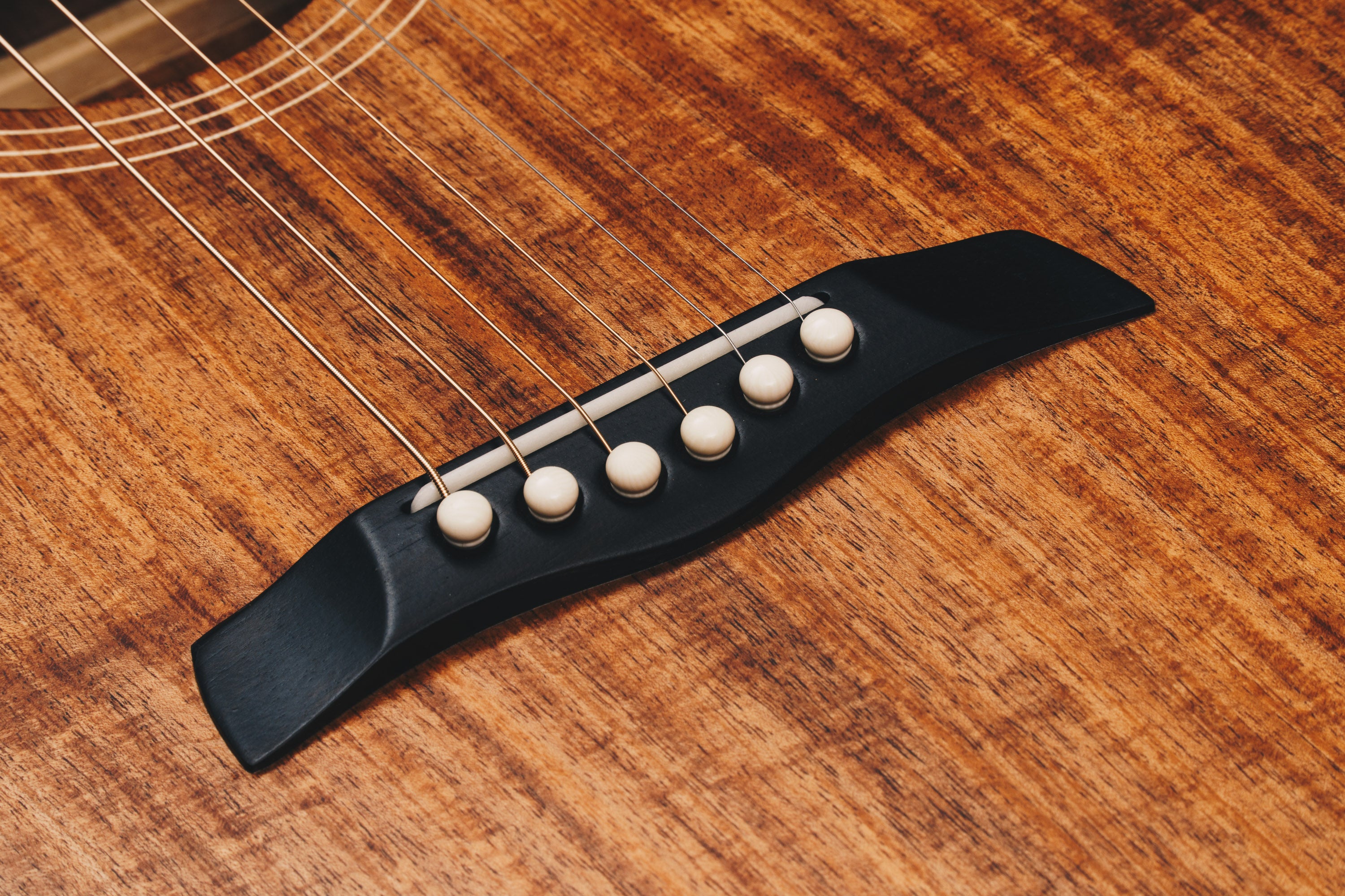 Style 1 Weissenborn Guitar Weissenborn Acoustic Lap Steel Slide Guitar by master luthier Richard Wilson. Handcrafted in Australia. Serial no. RW2020-269.