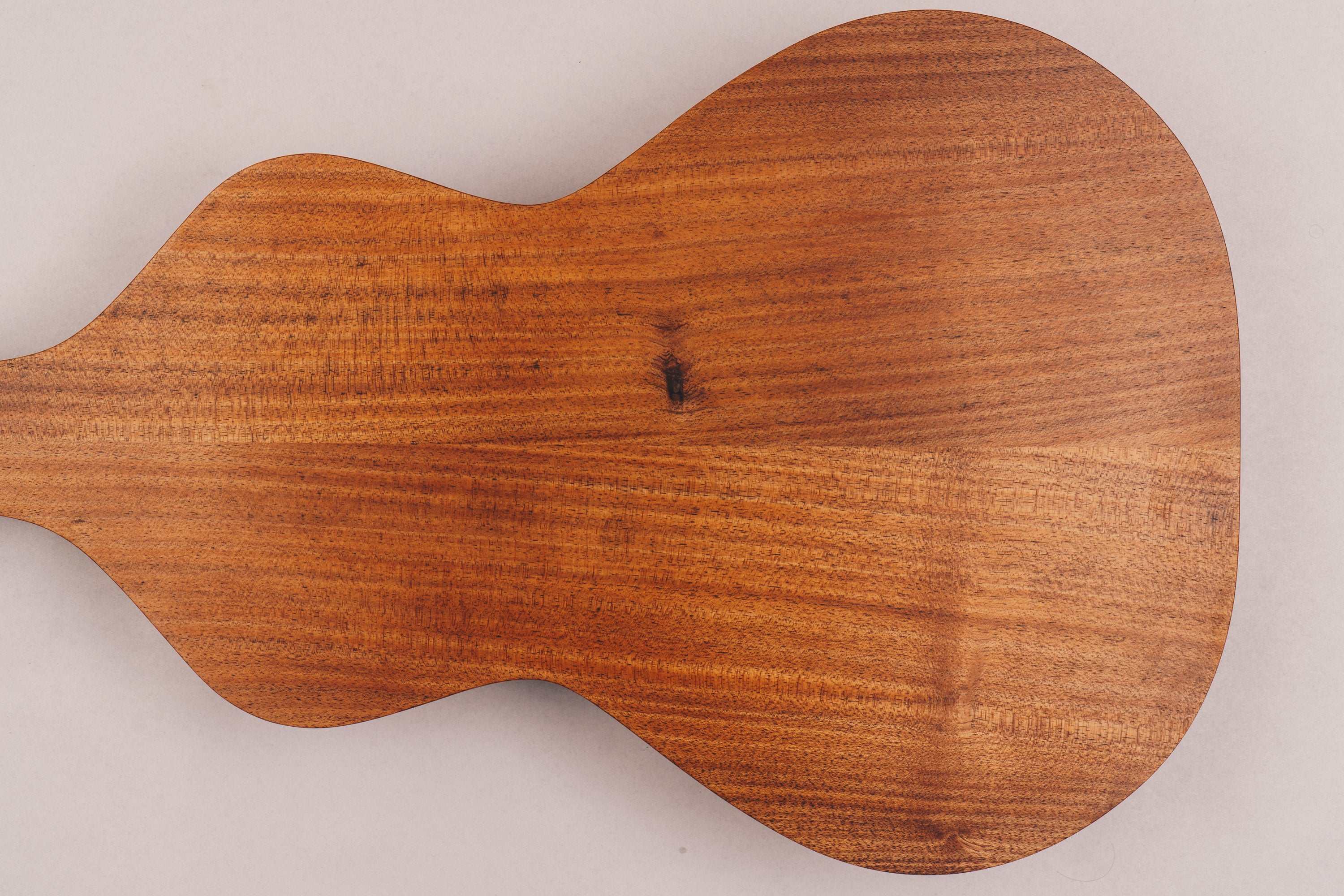 Style 1 Weissenborn Guitar Weissenborn Acoustic Lap Steel Slide Guitar by master luthier Richard Wilson. Handcrafted in Australia. Serial no. RW2028-277.