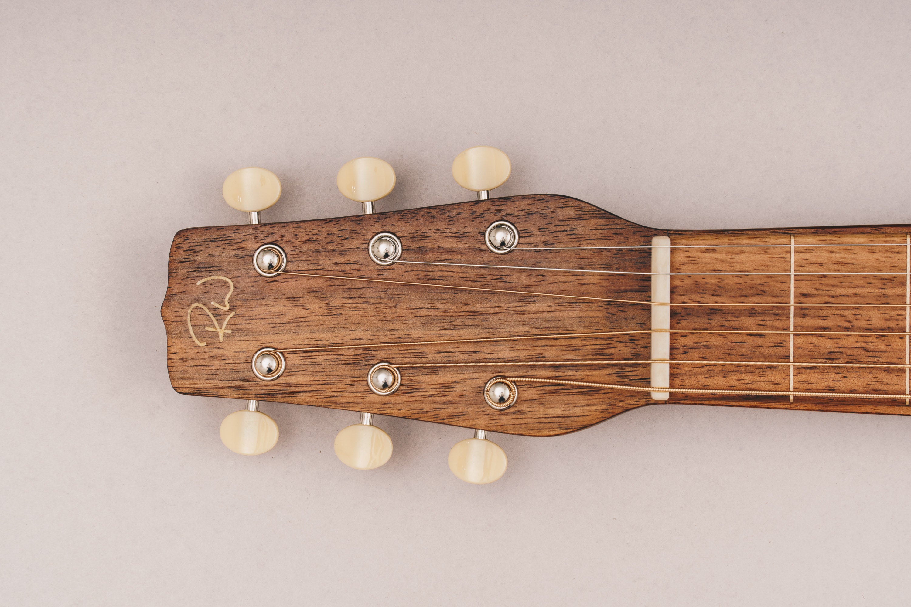 Style 1 Weissenborn Guitar Weissenborn Acoustic Lap Steel Slide Guitar by master luthier Richard Wilson. Handcrafted in Australia. Serial no. RW2034-283.