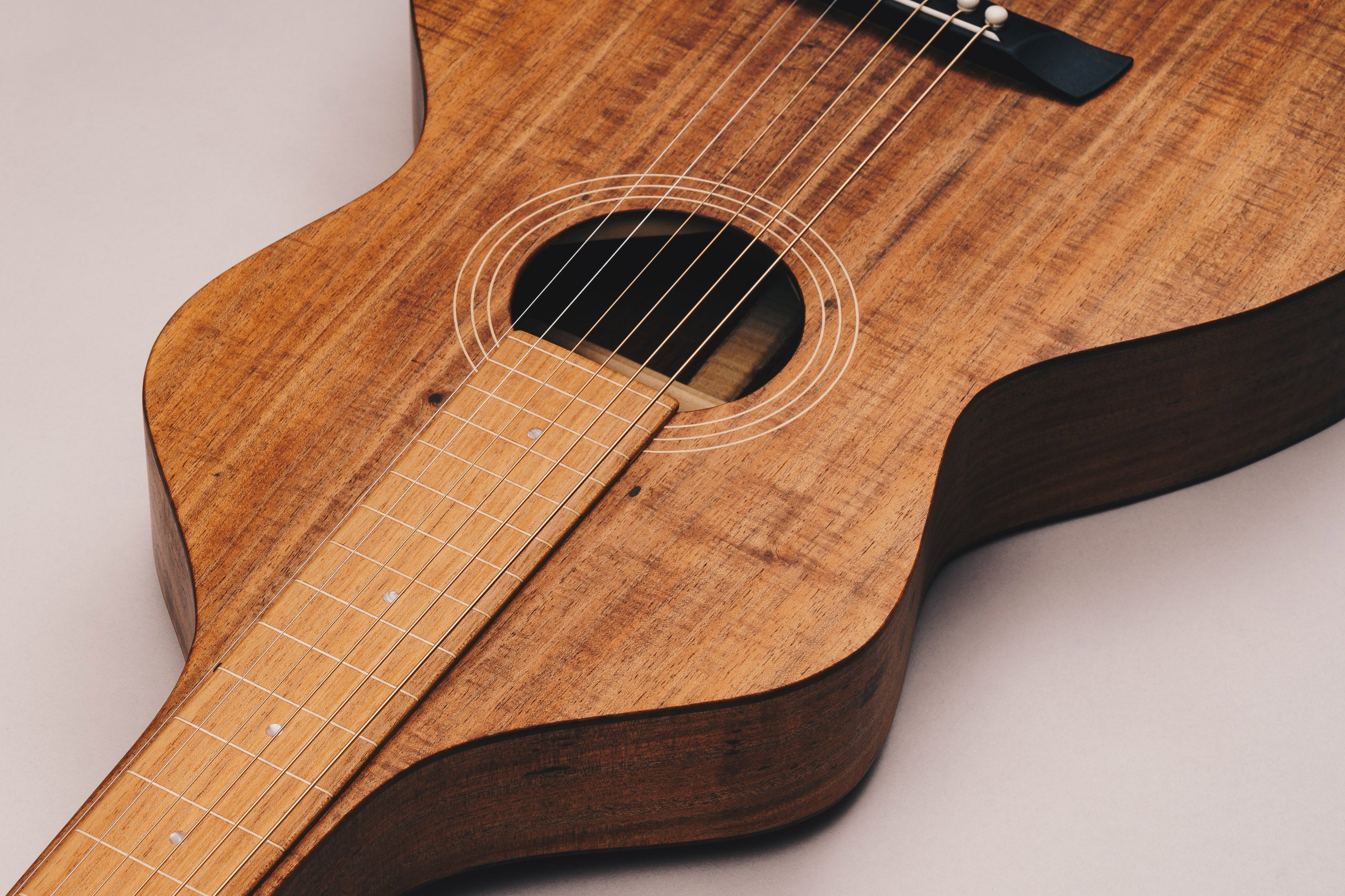 Style 1 Weissenborn Guitar Weissenborn Acoustic Lap Steel Slide Guitar by master luthier Richard Wilson. Handcrafted in Australia. Serial no. RW2119-308.