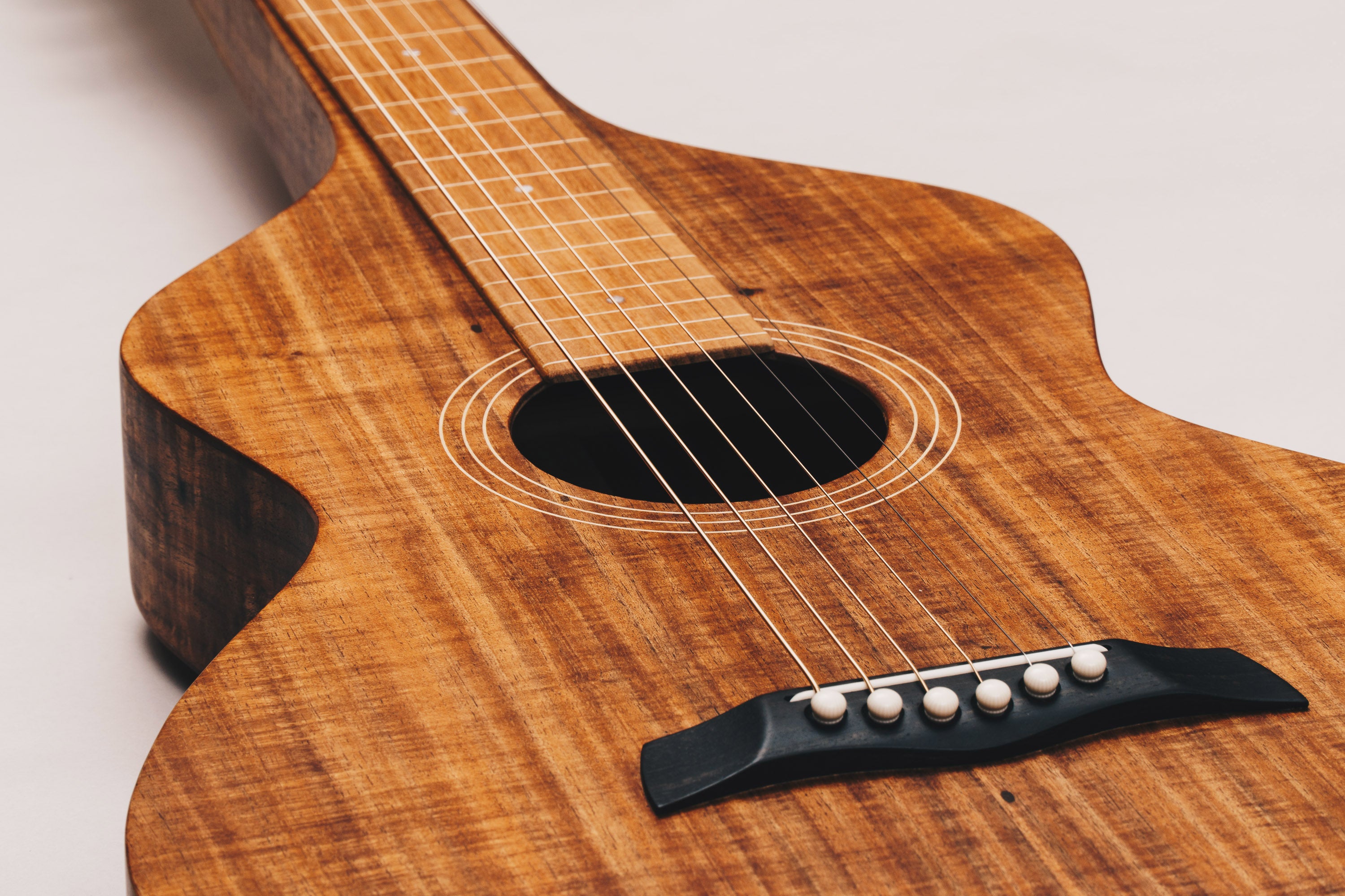 Style 1 Weissenborn Guitar Weissenborn Acoustic Lap Steel Slide Guitar by master luthier Richard Wilson. Handcrafted in Australia. Serial no. RW2119-308.