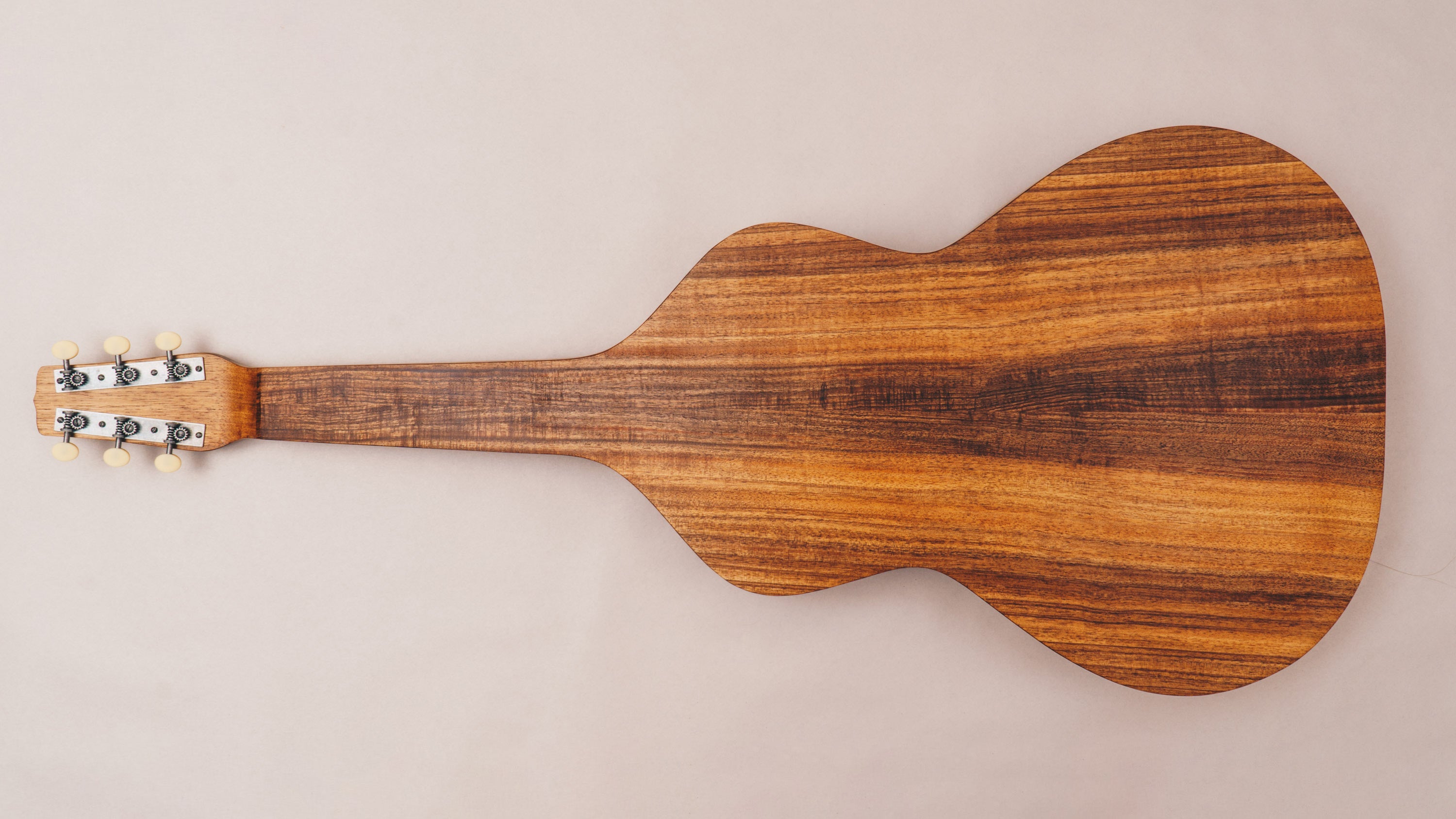 Style 1 Weissenborn Guitar Weissenborn Acoustic Lap Steel Slide Guitar by master luthier Richard Wilson. Handcrafted in Australia. Serial no. RW2202-332.
