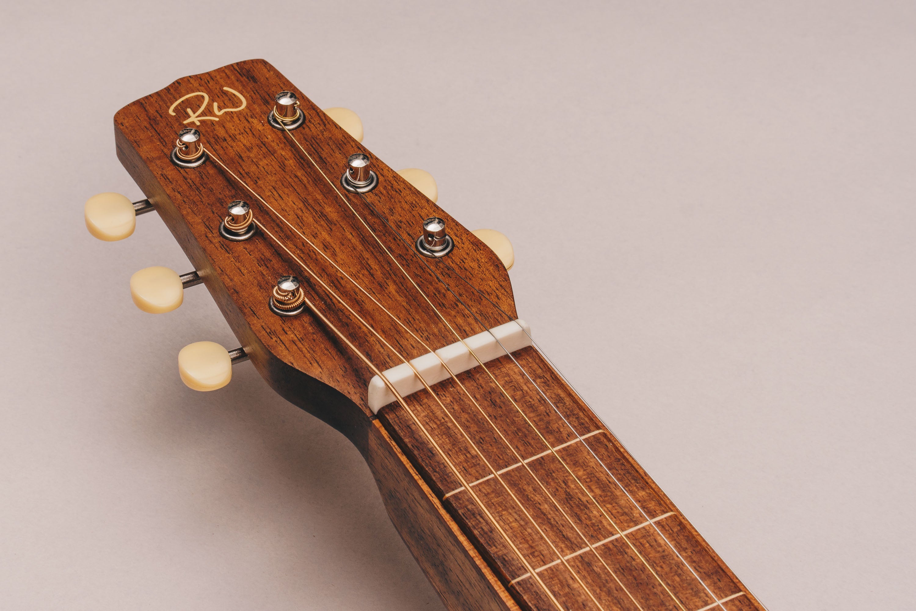 Style 1 Weissenborn Guitar Weissenborn Acoustic Lap Steel Slide Guitar by master luthier Richard Wilson. Handcrafted in Australia. Serial no. RW2236-366.