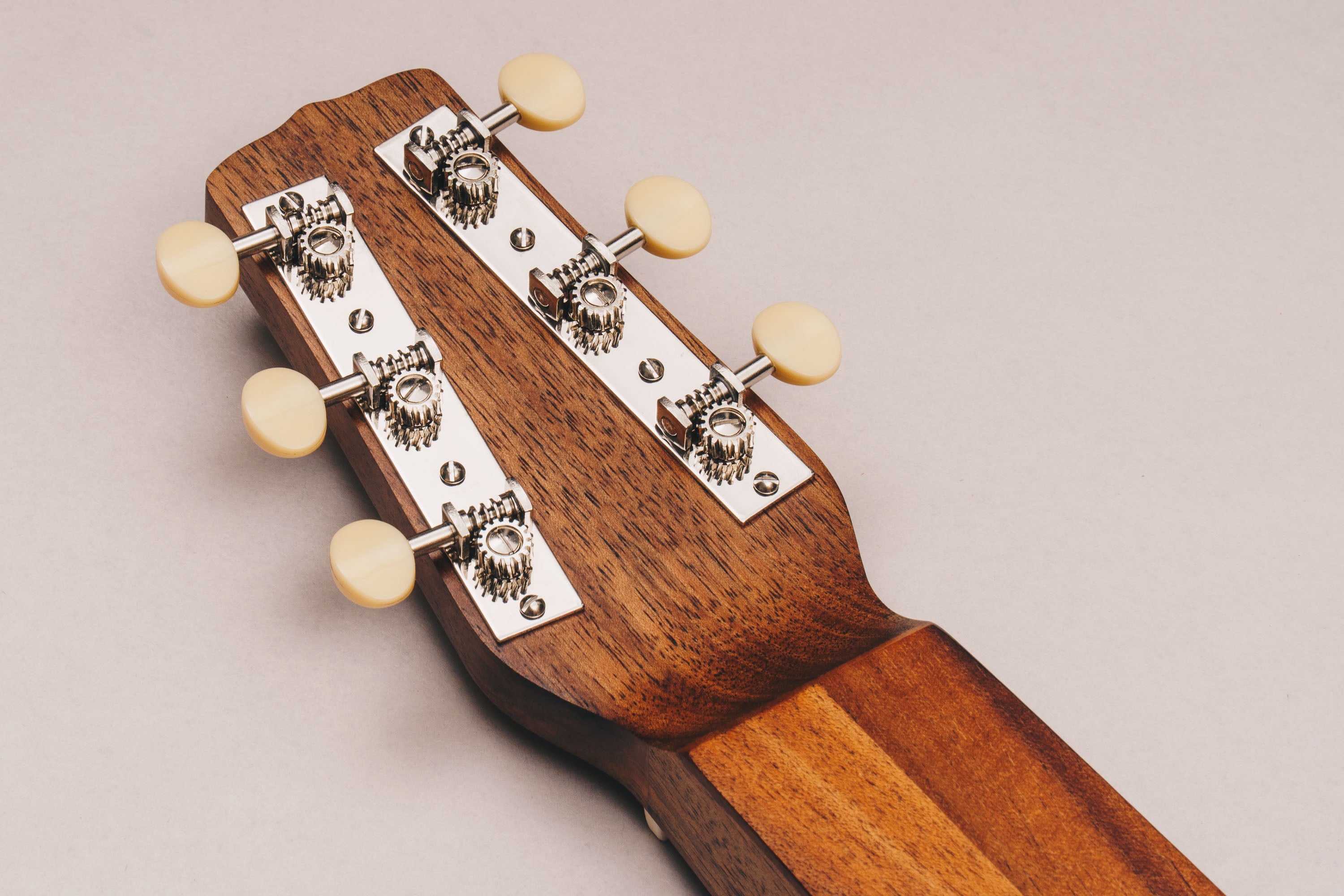 Style 1 Weissenborn Guitar Weissenborn Acoustic Lap Steel Slide Guitar by master luthier Richard Wilson. Handcrafted in Australia. Serial no. RW2236-366.
