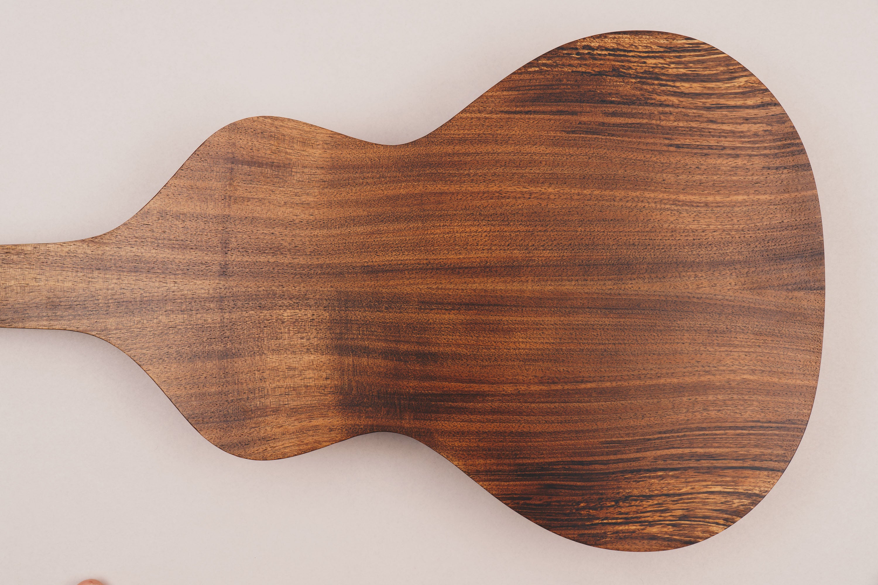 Style 1 Weissenborn Guitar Weissenborn Acoustic Lap Steel Slide Guitar by master luthier Richard Wilson. Handcrafted in Australia. Serial no. RW2246-376.