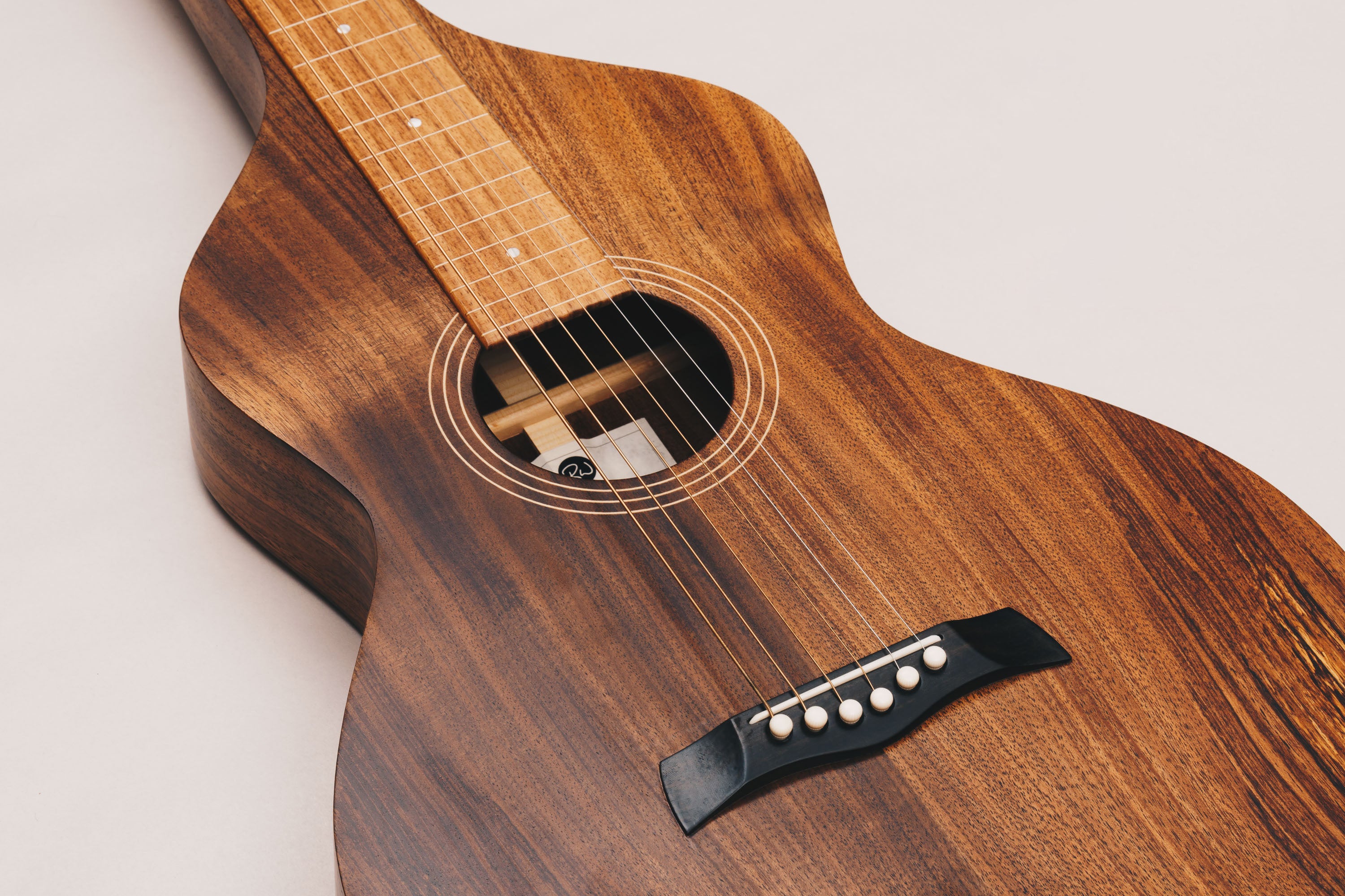 Style 1 Weissenborn Guitar Weissenborn Acoustic Lap Steel Slide Guitar by master luthier Richard Wilson. Handcrafted in Australia. Serial no. RW2246-376.