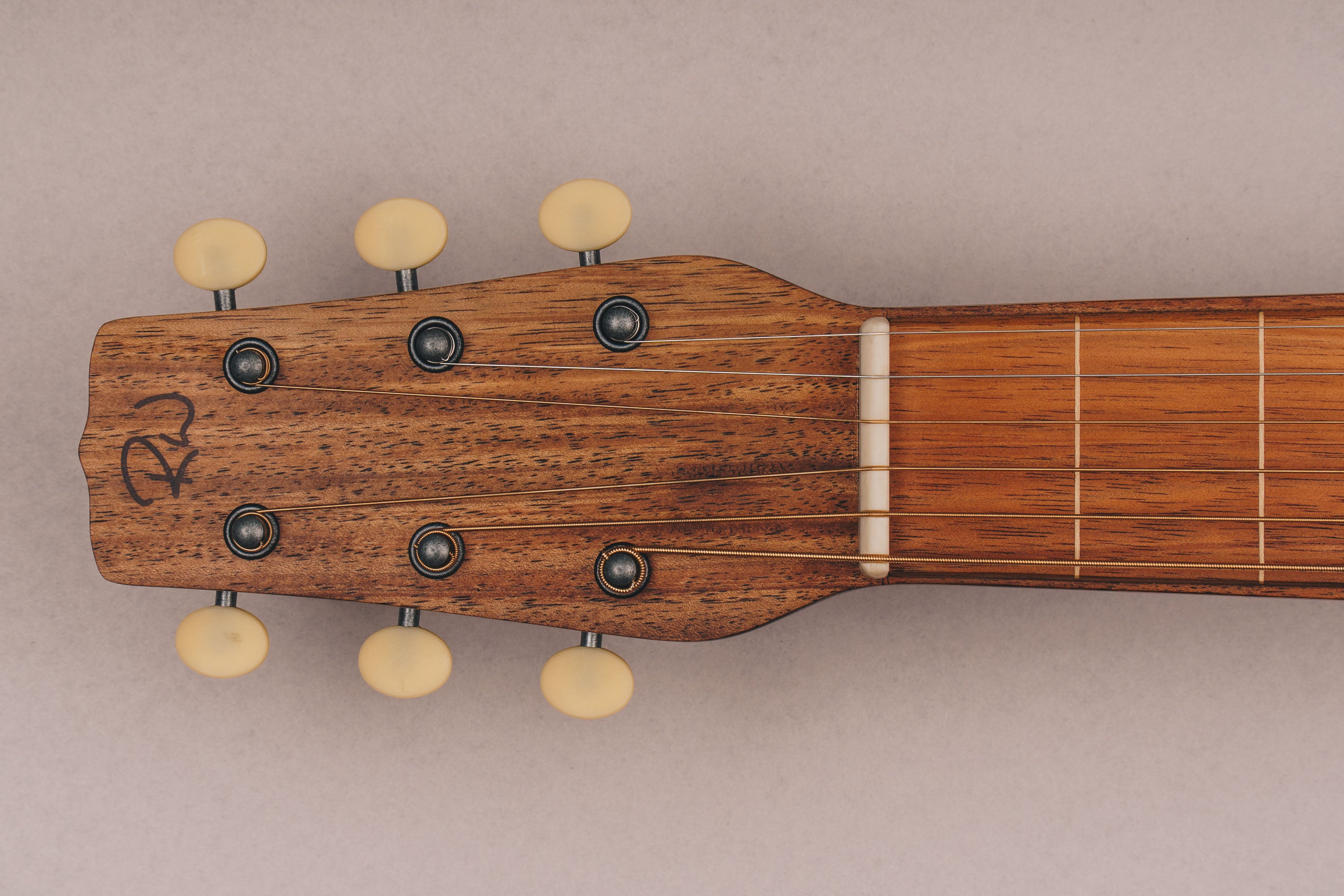 Style 1 Weissenborn Guitar Weissenborn Acoustic Lap Steel Slide Guitar by master luthier Richard Wilson. Handcrafted in Australia. Serial no. RW2251-381.