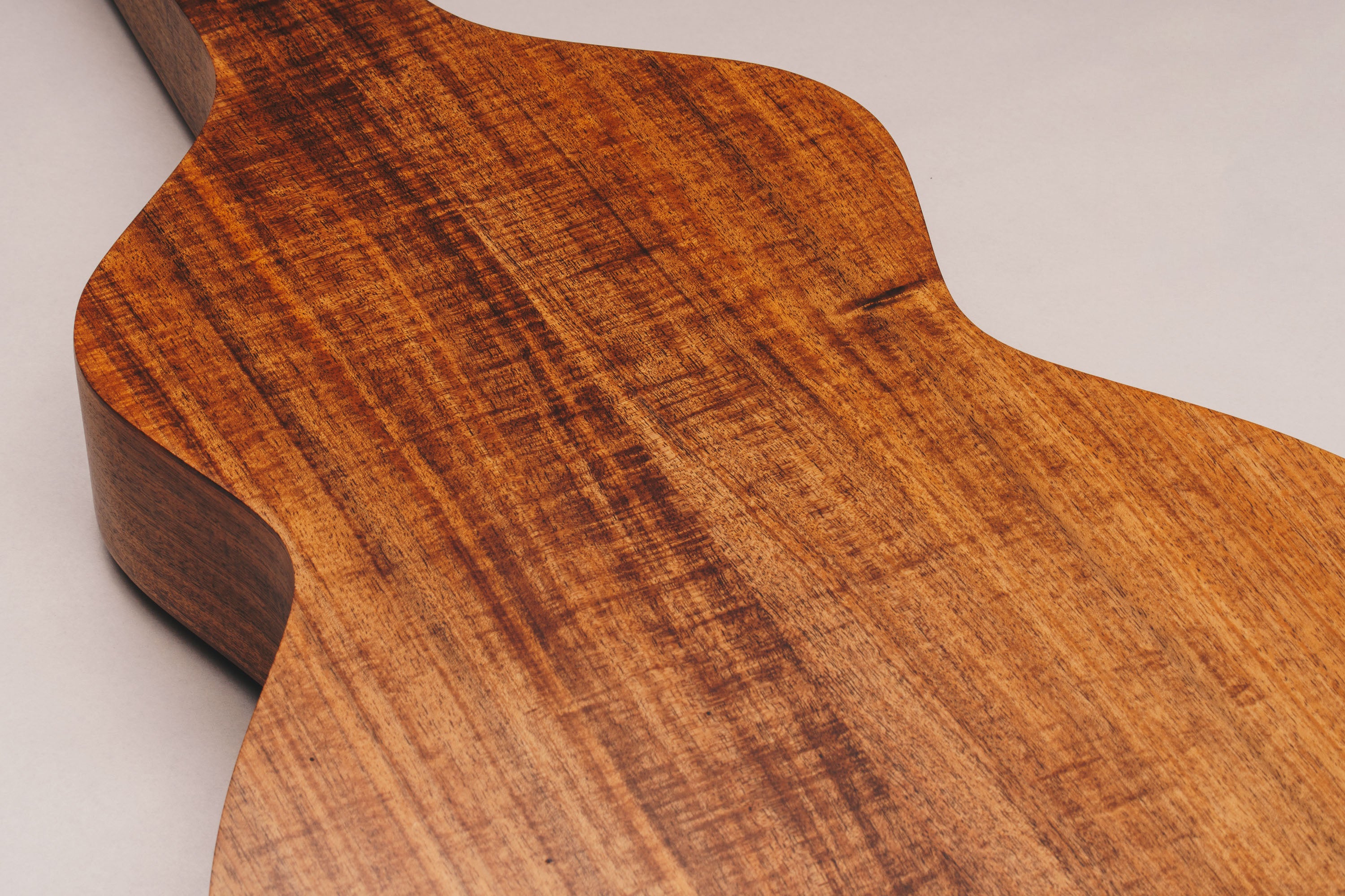 Style 1 Weissenborn Guitar Weissenborn Acoustic Lap Steel Slide Guitar by master luthier Richard Wilson. Handcrafted in Australia. Serial no. RW2251-381.