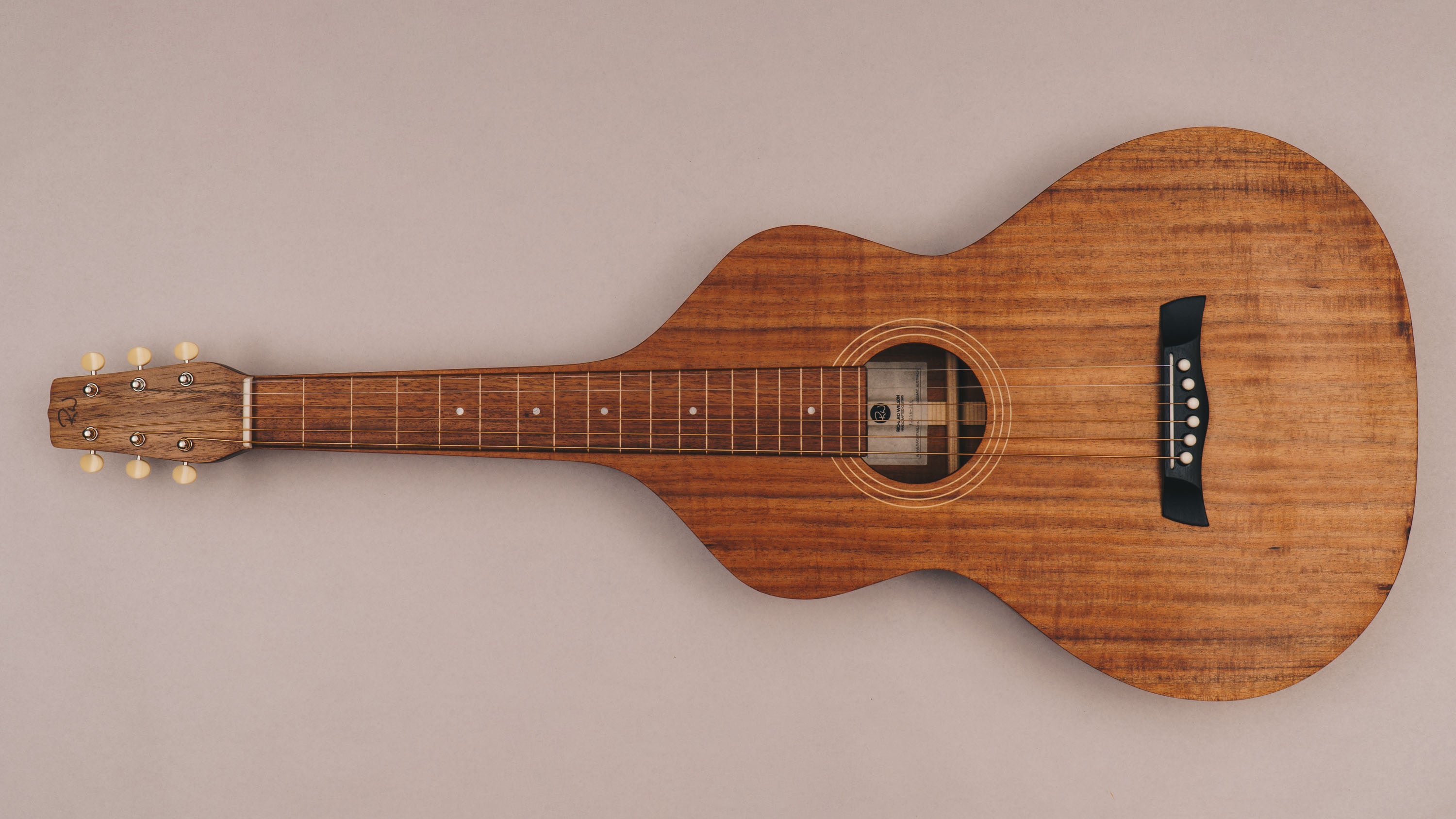 Style 1 Weissenborn Guitar Weissenborn Acoustic Lap Steel Slide Guitar by master luthier Richard Wilson. Handcrafted in Australia. Serial no. RW2256-386.