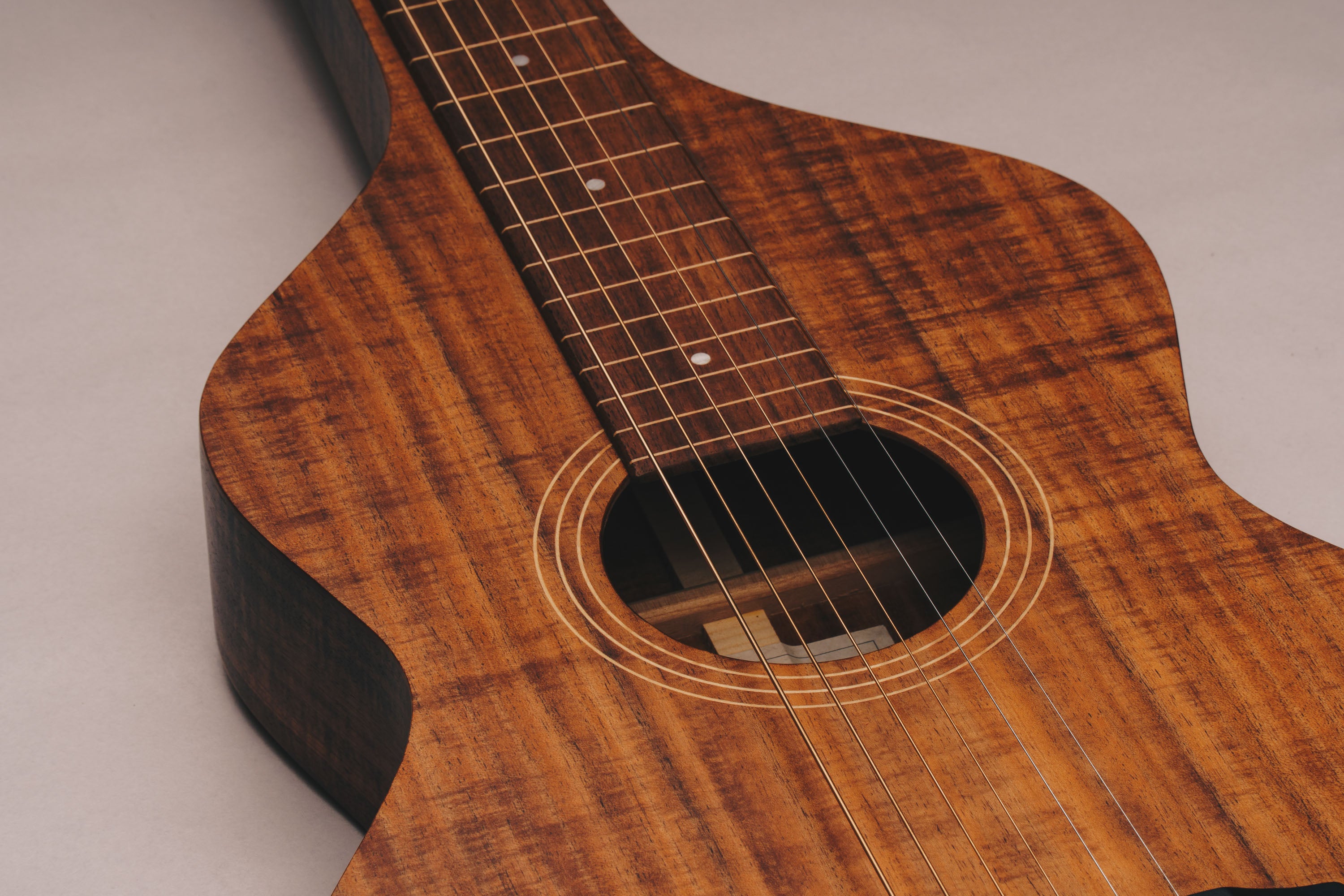 Style 1 Weissenborn Guitar Weissenborn Acoustic Lap Steel Slide Guitar by master luthier Richard Wilson. Handcrafted in Australia. Serial no. RW2256-386.