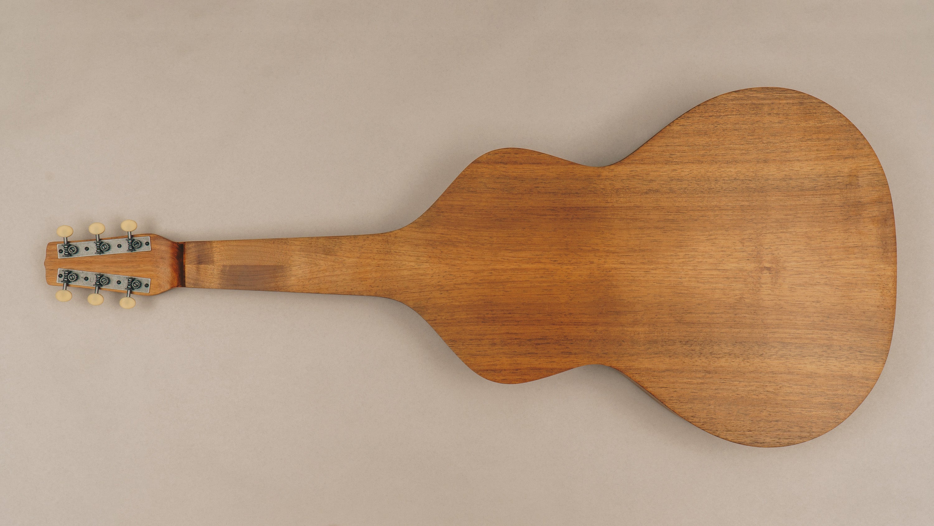 Style 1 Weissenborn Guitar Weissenborn Acoustic Lap Steel Slide Guitar by master luthier Richard Wilson. Handcrafted in Australia. Serial no. RW2259-389.