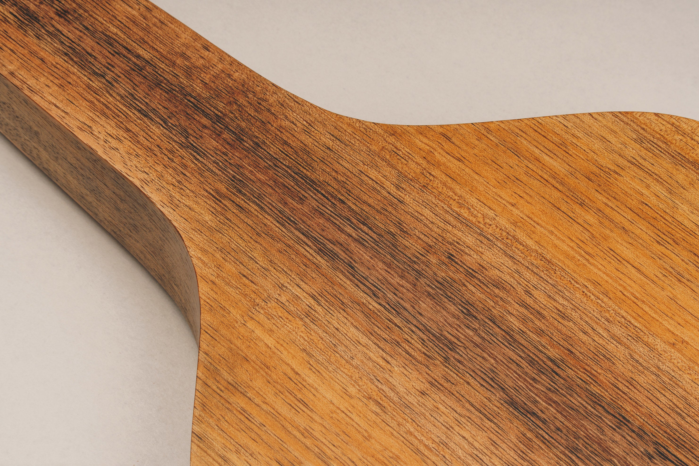 Style 1 Weissenborn Guitar Weissenborn Acoustic Lap Steel Slide Guitar by master luthier Richard Wilson. Handcrafted in Australia. Serial no. RW2301-391.