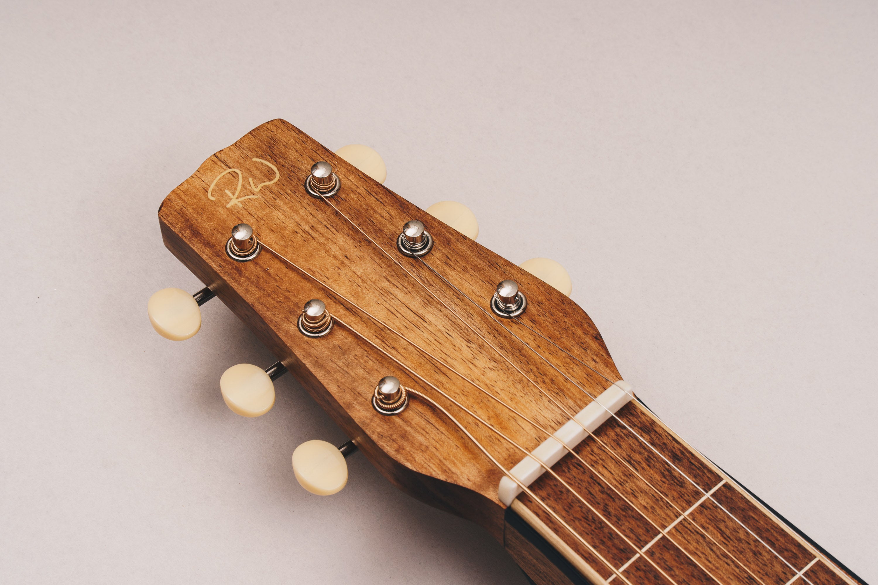 Style 2 Weissenborn Guitar Weissenborn Acoustic Lap Steel Slide Guitar by master luthier Richard Wilson. Handcrafted in Australia. Serial no. RW2025-274.
