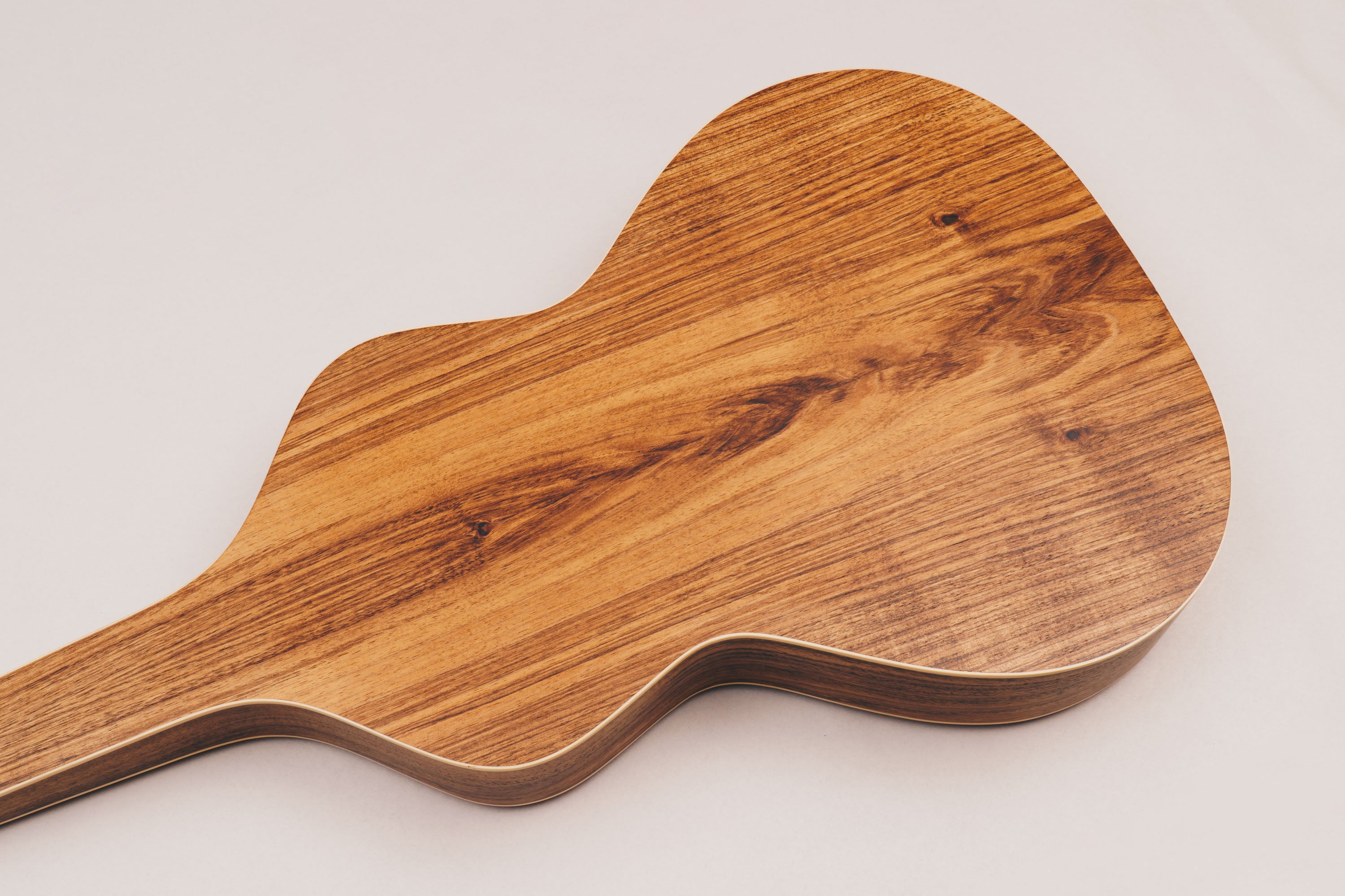 Style 2 Weissenborn Guitar Weissenborn Acoustic Lap Steel Slide Guitar by master luthier Richard Wilson. Handcrafted in Australia. Serial no. RW2222-252.