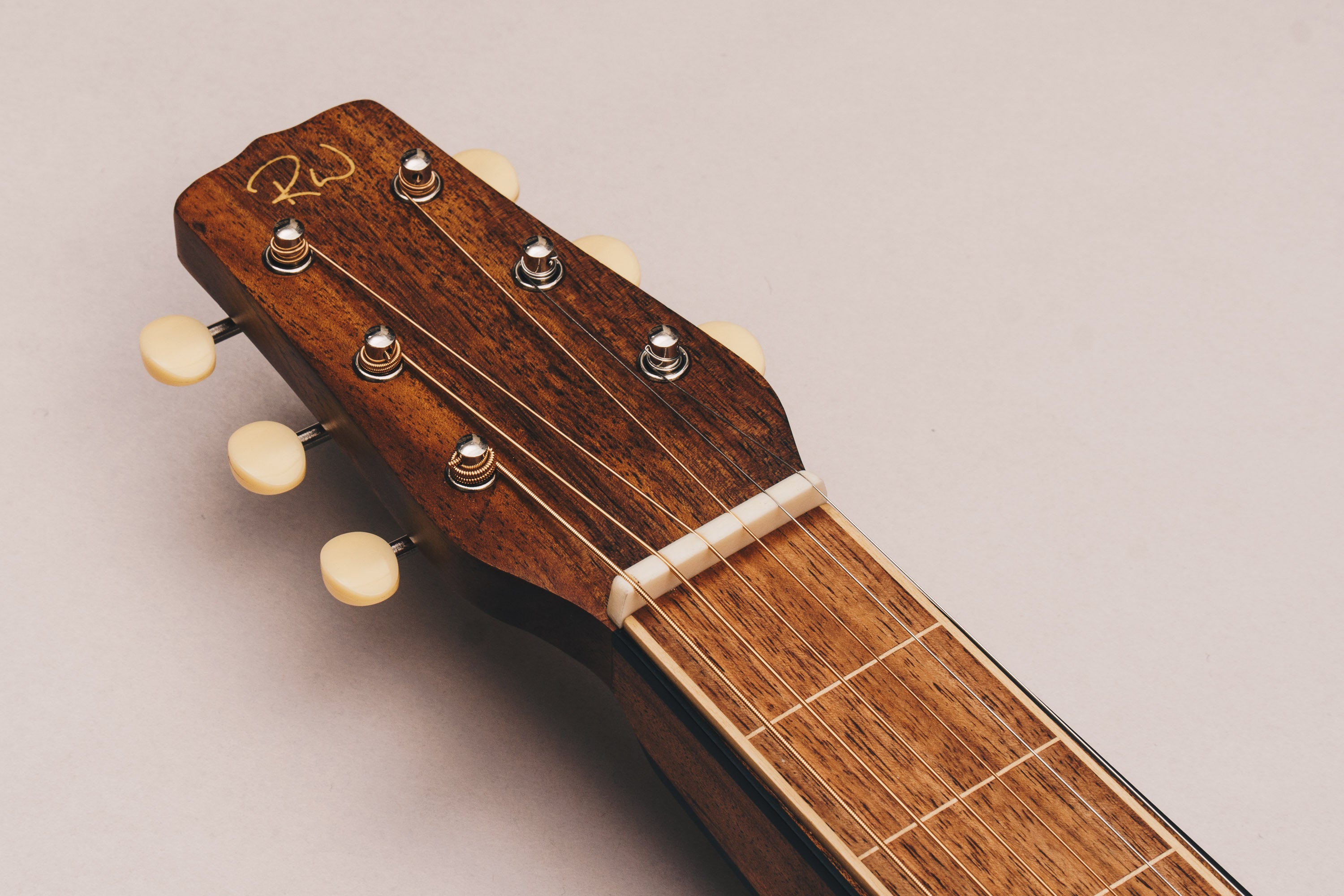 Style 2 Weissenborn Guitar Weissenborn Acoustic Lap Steel Slide Guitar by master luthier Richard Wilson. Handcrafted in Australia. Serial no. RW2227-357.