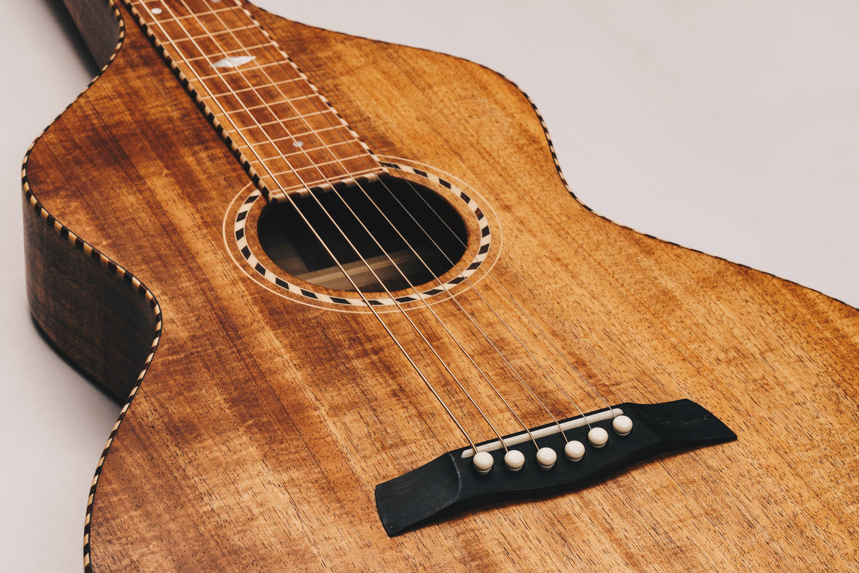 Style 3 Weissenborn Guitar Weissenborn Acoustic Lap Steel Slide Guitar by master luthier Richard Wilson. Handcrafted in Australia. Serial no. RW2016-265.