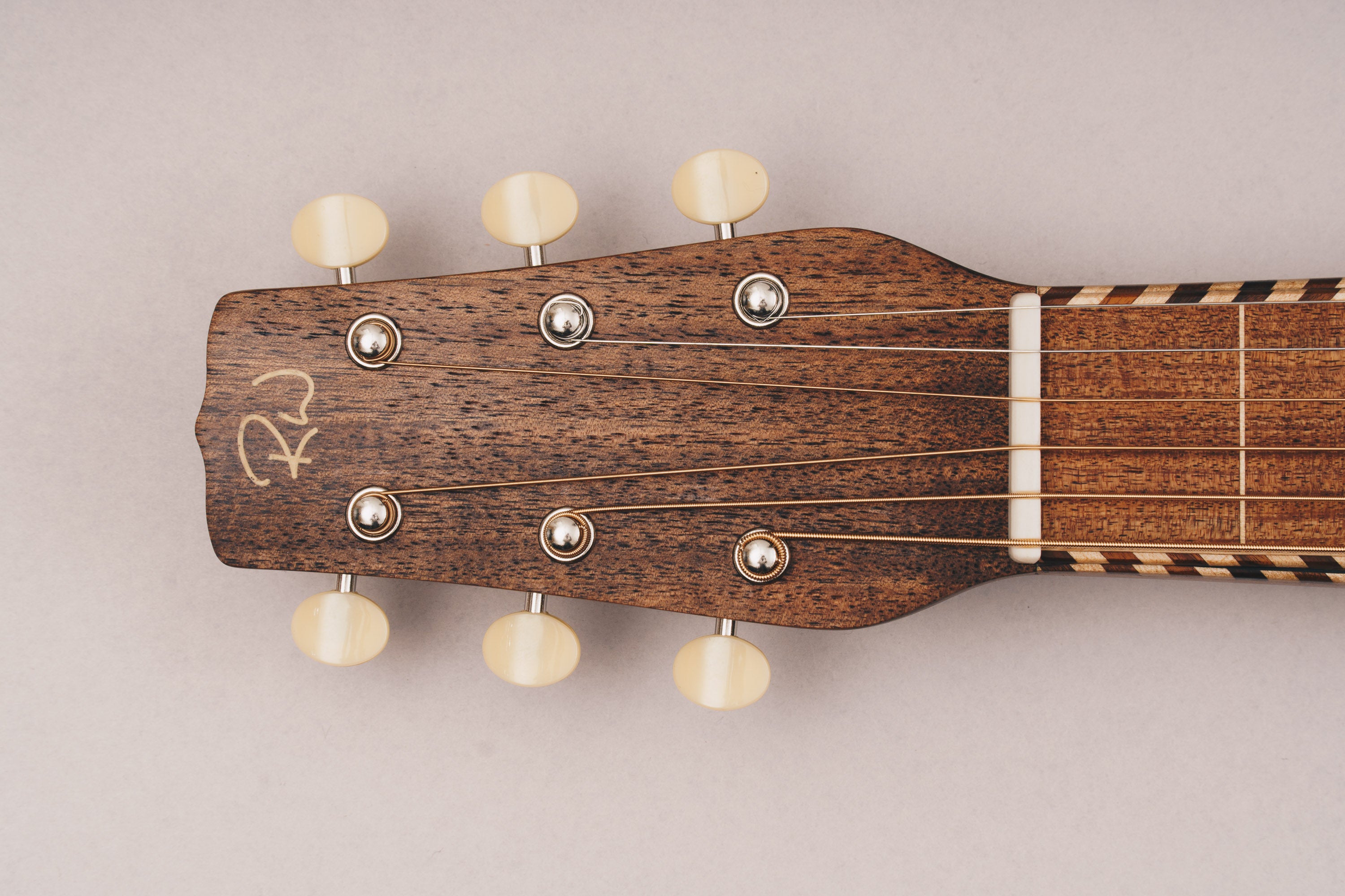 Style 3 Weissenborn Guitar Weissenborn Acoustic Lap Steel Slide Guitar by master luthier Richard Wilson. Handcrafted in Australia. Serial no. RW2039-288.