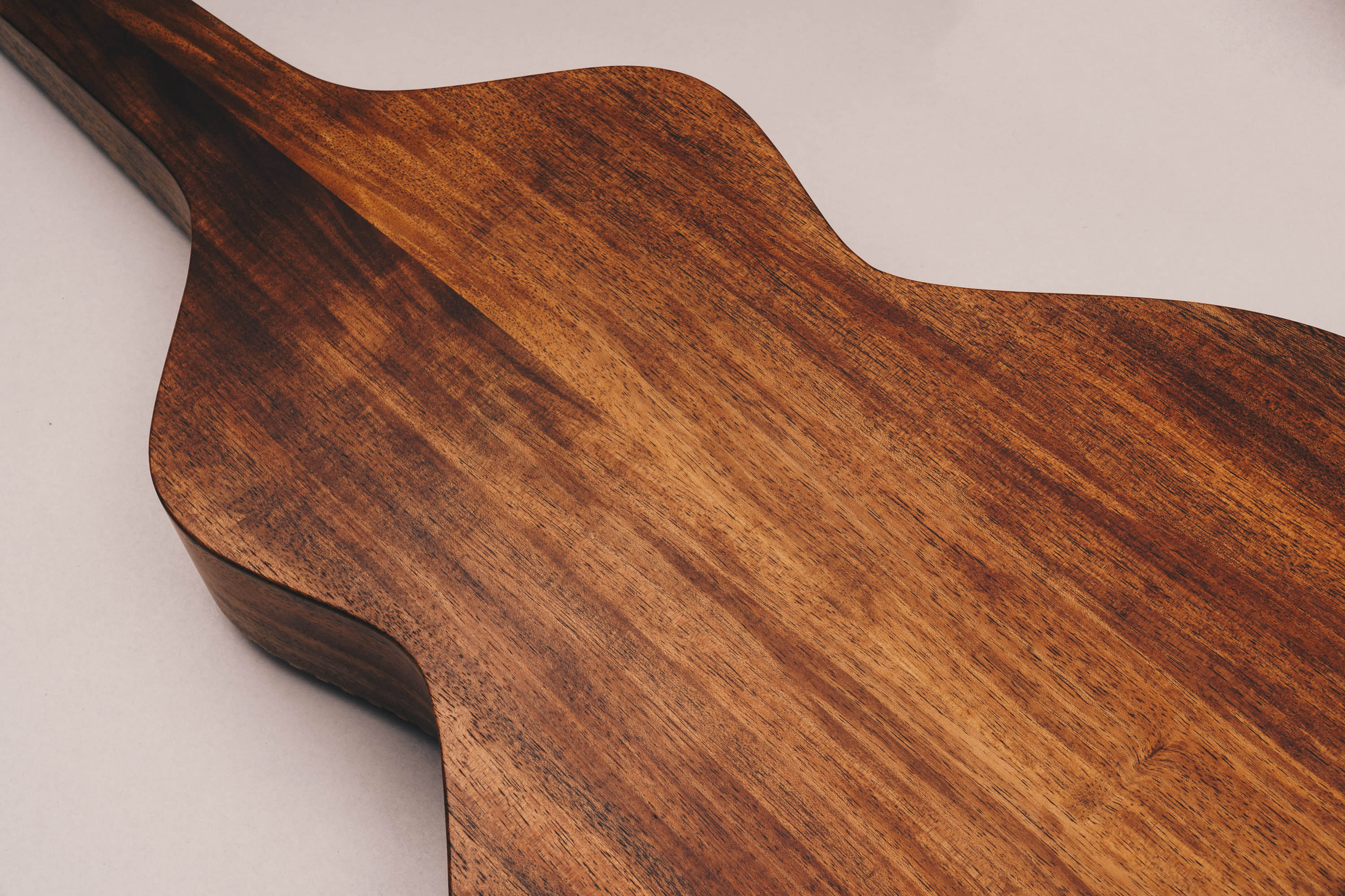 Style 3 Weissenborn Guitar Weissenborn Acoustic Lap Steel Slide Guitar by master luthier Richard Wilson. Handcrafted in Australia. Serial no. RW2110-299.