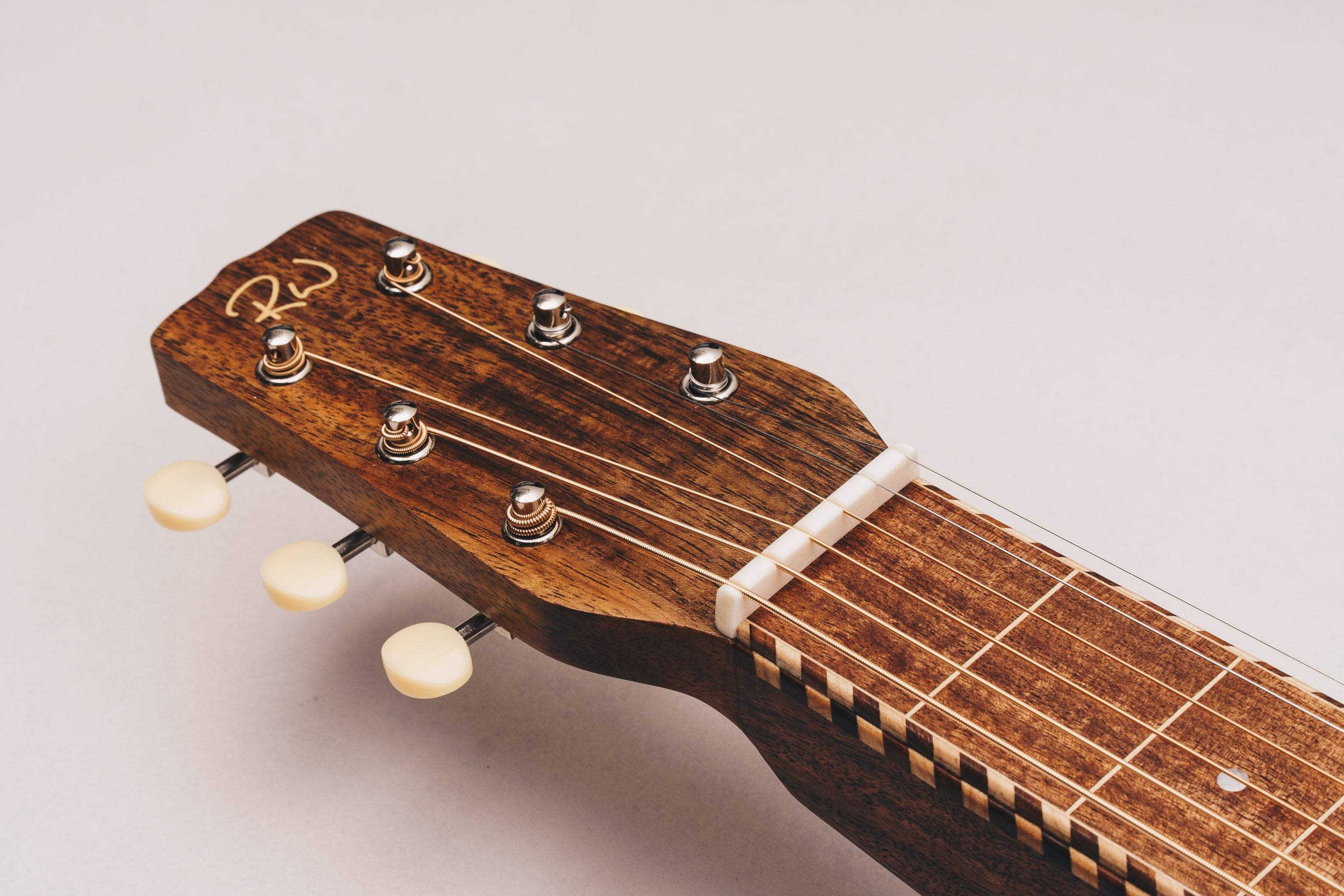 Style 3 Weissenborn Guitar Weissenborn Acoustic Lap Steel Slide Guitar by master luthier Richard Wilson. Handcrafted in Australia. Serial no. RW2121-310.
