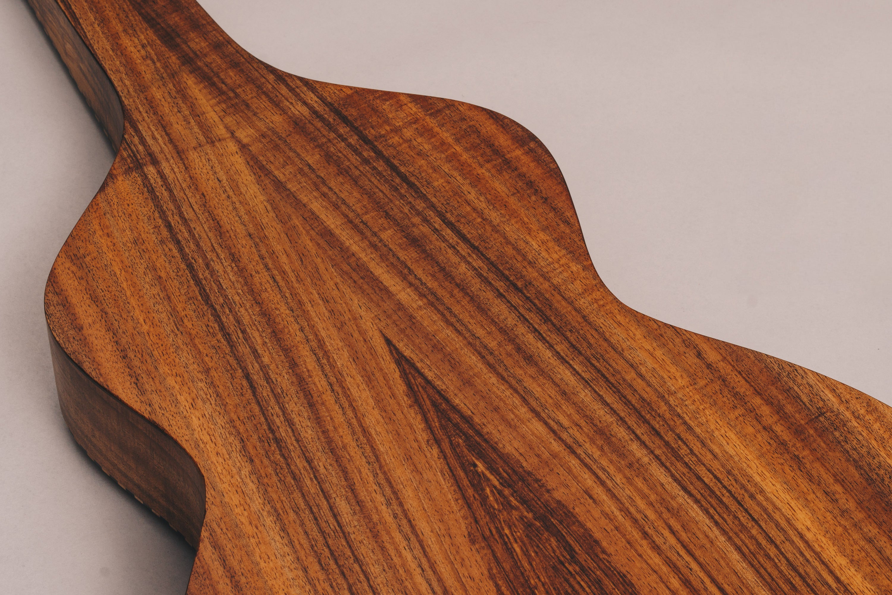 Style 3 Weissenborn Guitar Weissenborn Acoustic Lap Steel Slide Guitar by master luthier Richard Wilson. Handcrafted in Australia. Serial no. RW2134-323.