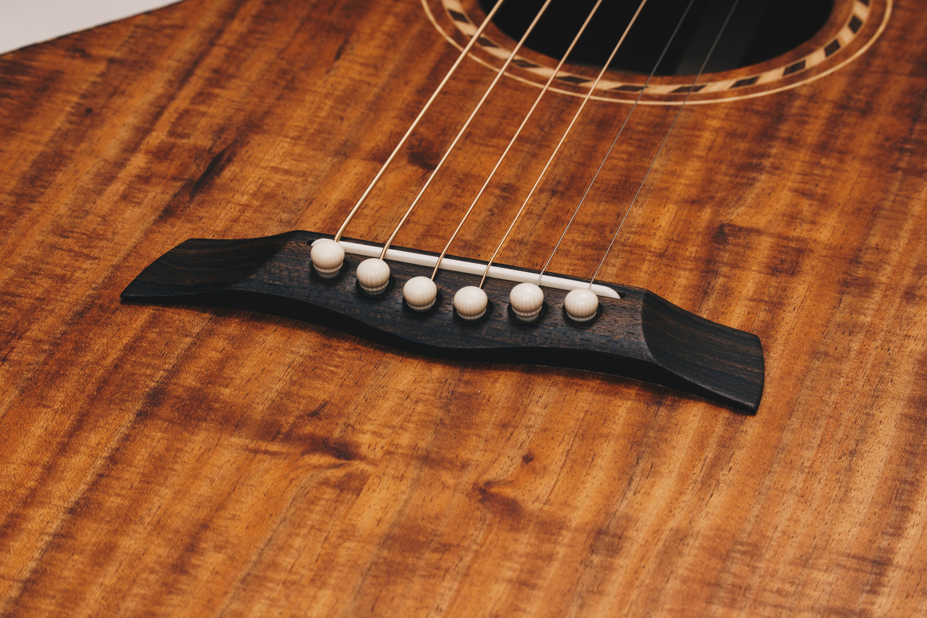 Style 3 Weissenborn Guitar Weissenborn Acoustic Lap Steel Slide Guitar by master luthier Richard Wilson. Handcrafted in Australia. Serial no. RW2247-377.
