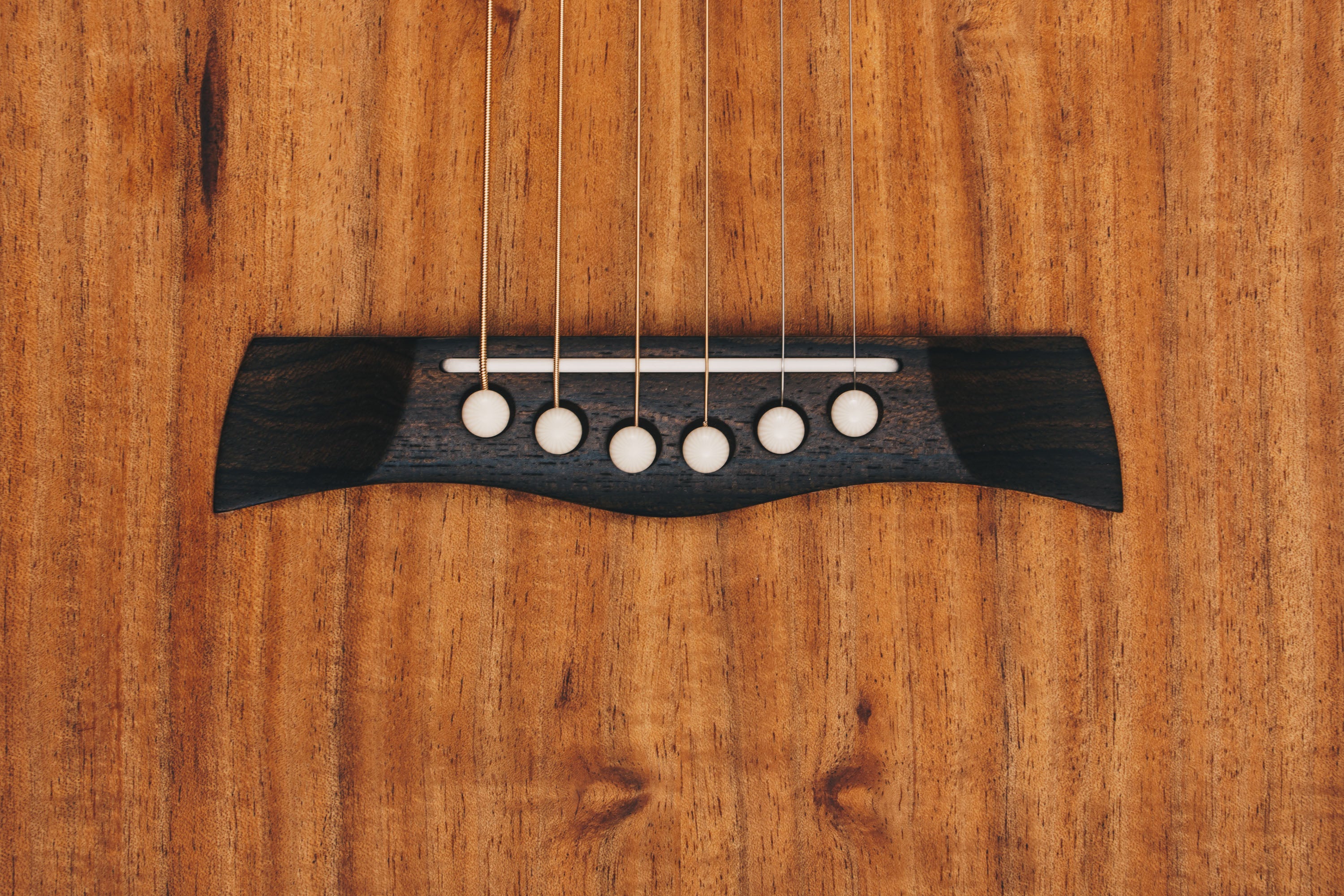 Style 3 Weissenborn Guitar Weissenborn Acoustic Lap Steel Slide Guitar by master luthier Richard Wilson. Handcrafted in Australia. Serial no. RW2247-377.