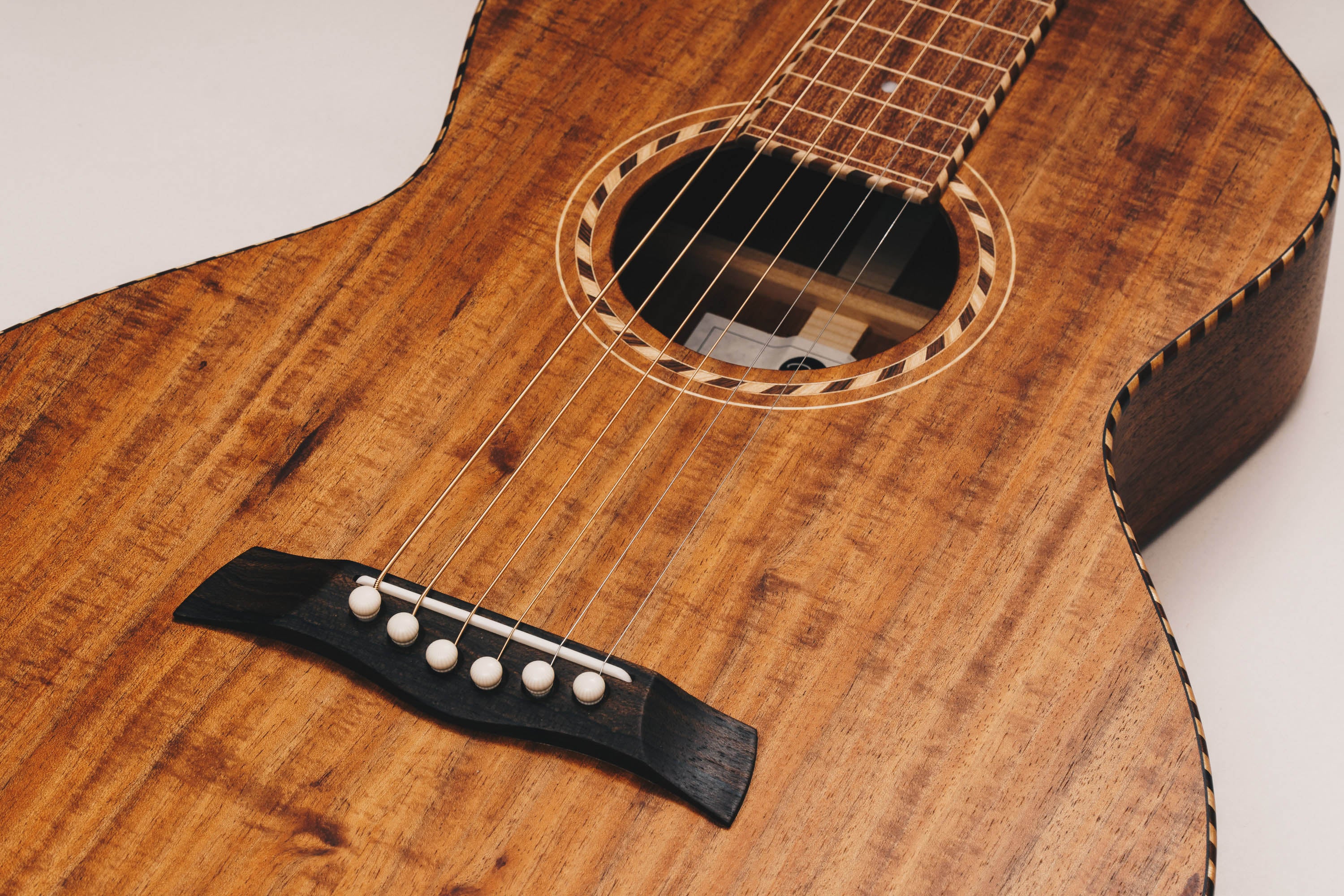 Style 3 Weissenborn Guitar Weissenborn Acoustic Lap Steel Slide Guitar by master luthier Richard Wilson. Handcrafted in Australia. Serial no. RW2247-377.