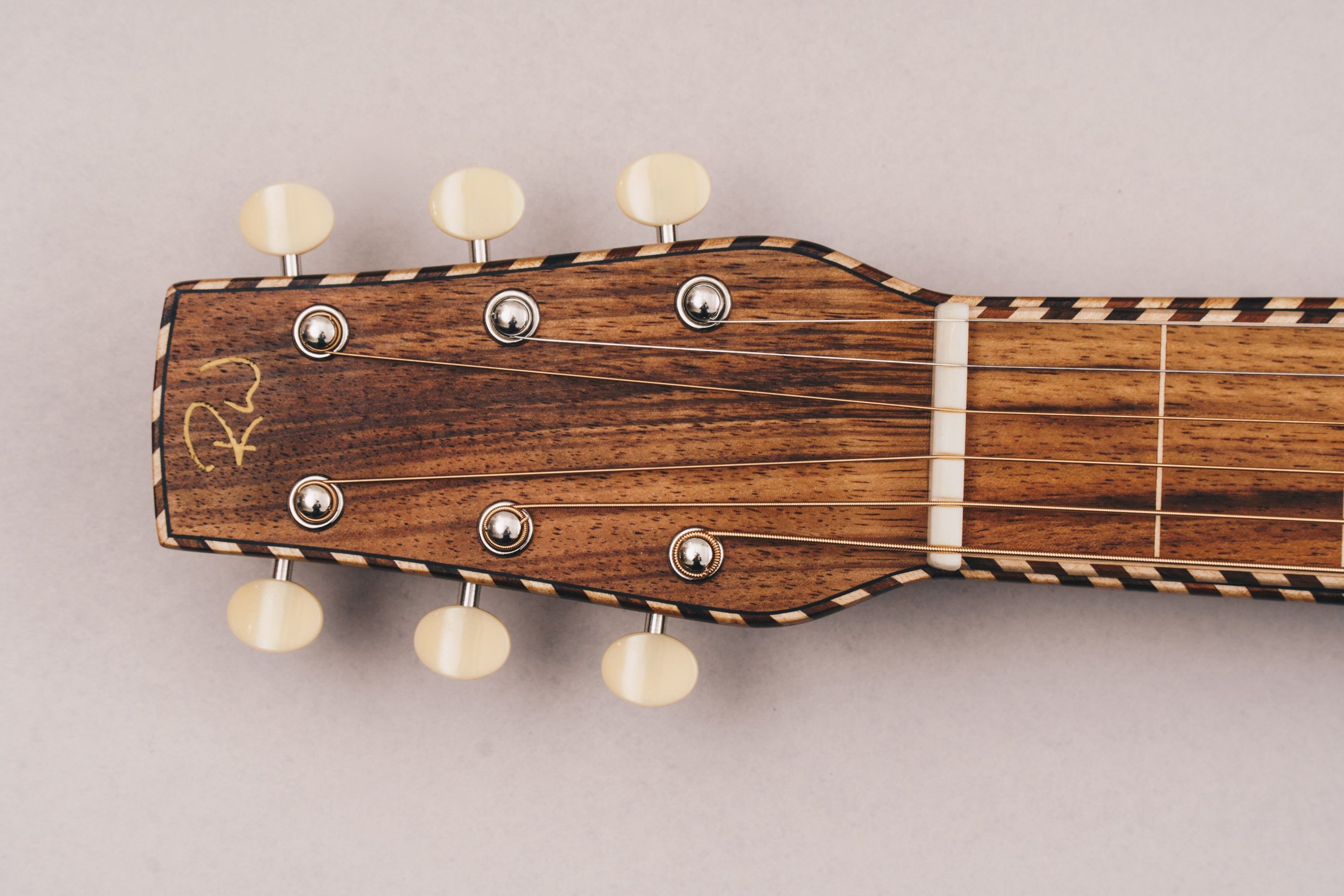 Style 4 Weissenborn Guitar Weissenborn Acoustic Lap Steel Slide Guitar by master luthier Richard Wilson. Handcrafted in Australia. Serial no. RW2127-316.