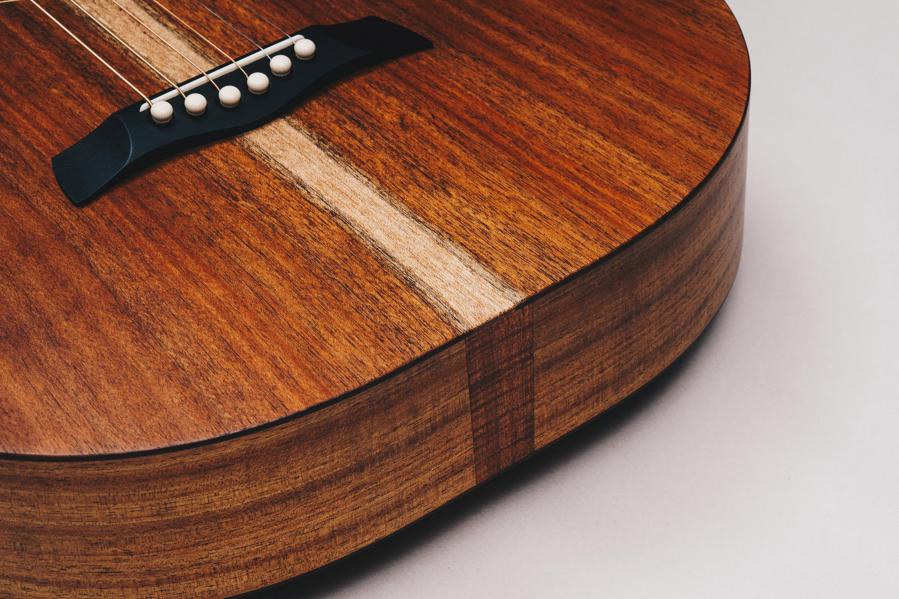 Tasmanian Blackwood Style 1 Weissenborn Acoustic Lap Steel Slide Guitar by master luthier Richard Wilson. Handcrafted in Australia. Serial no. RW2003-252.