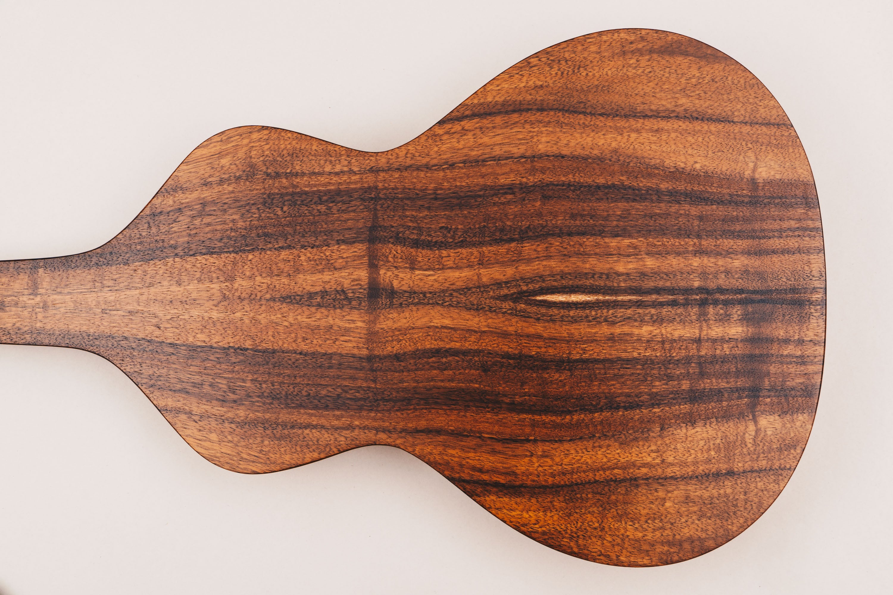 Hawaiian Koa Style 3 Weissenborn Guitar Weissenborn Acoustic Lap Steel Slide Guitar by master luthier Richard Wilson. Handcrafted in Australia. Serial no. RW2612-499.
