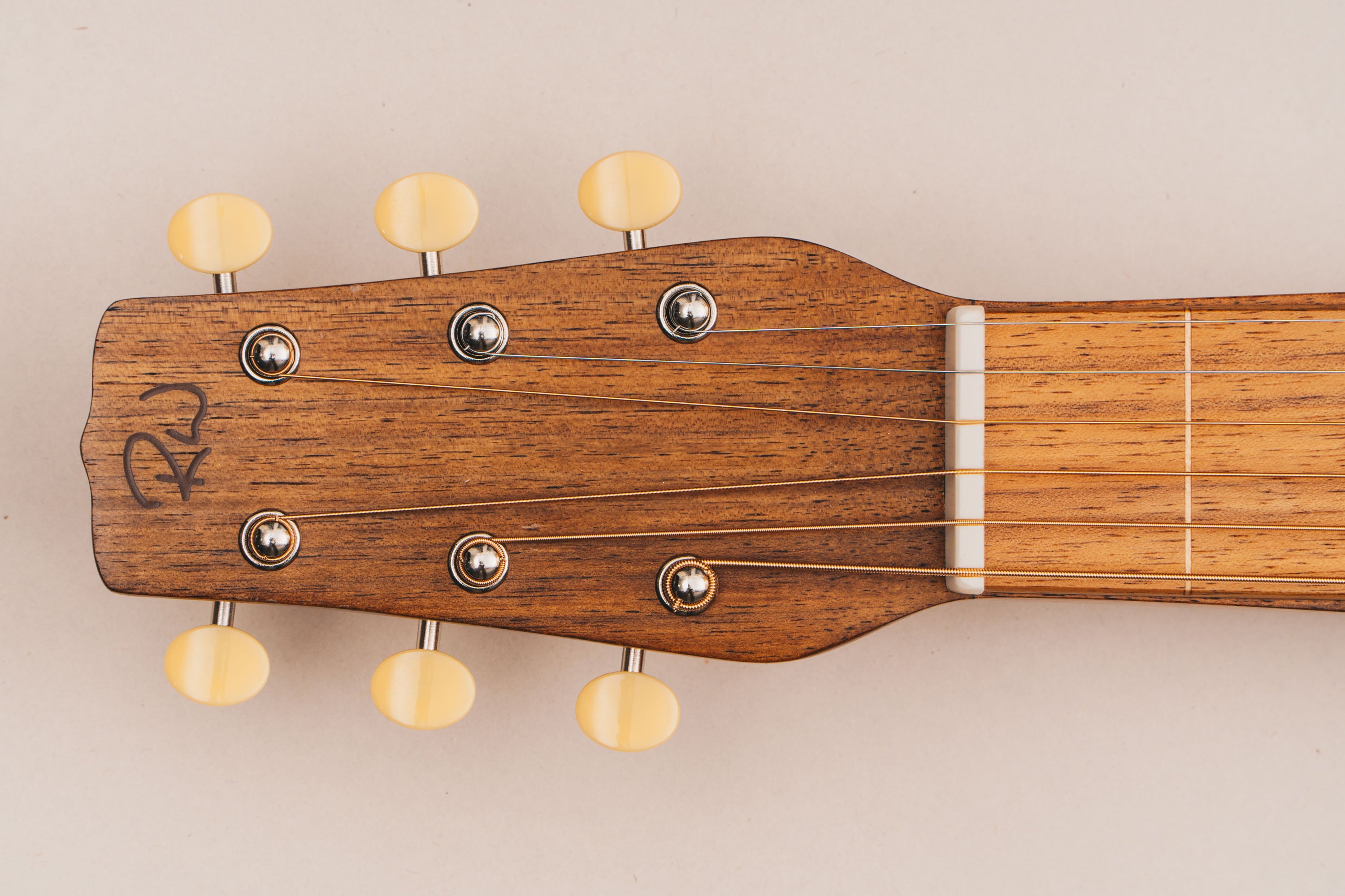 Style 1 Weissenborn Guitar - Tasmanian Blackwood Weissenborn Acoustic Lap Steel Slide Guitar by master luthier Richard Wilson. Handcrafted in Australia. Serial no. RW2619-506.