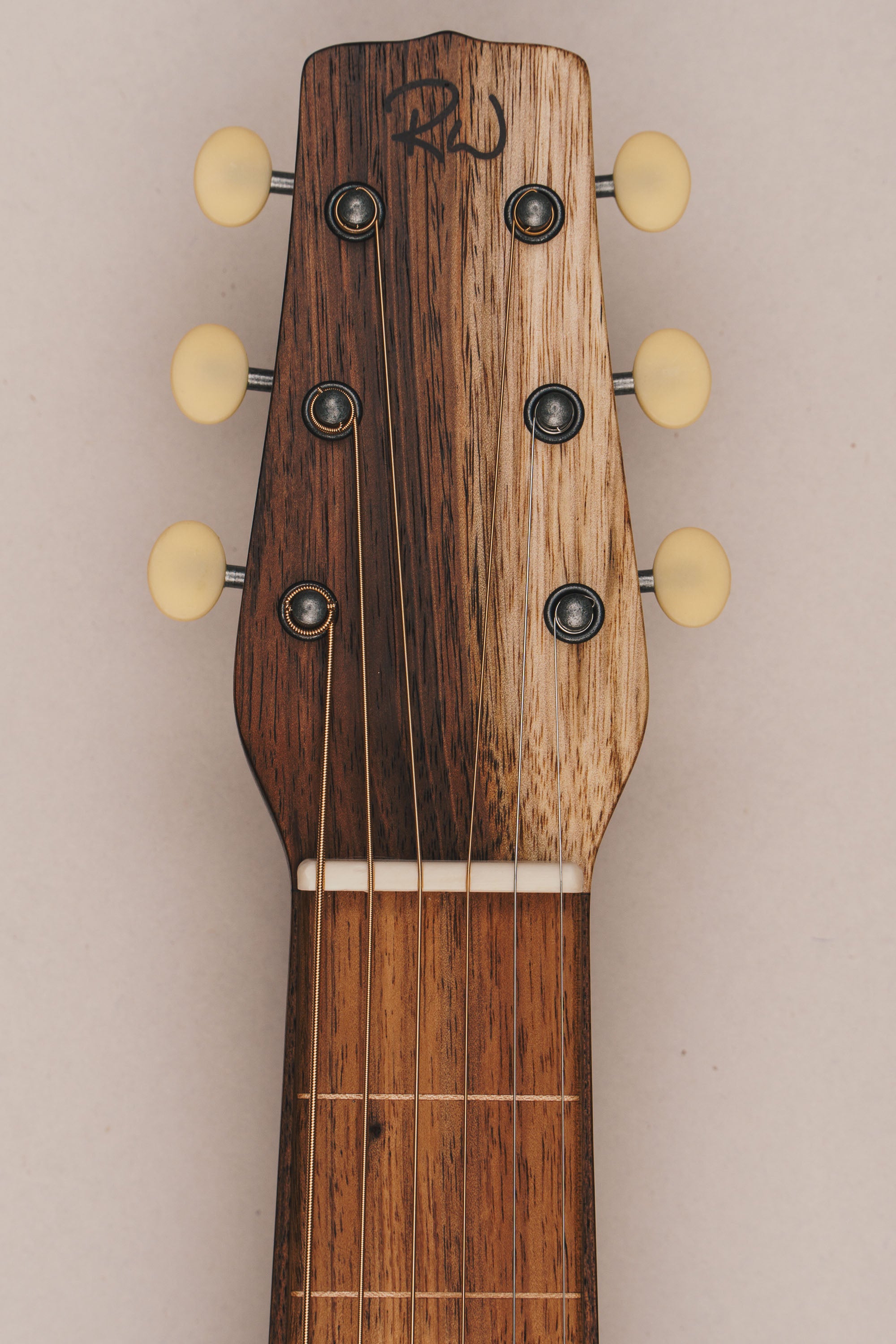 Style 1 Weissenborn Guitar Weissenborn Acoustic Lap Steel Slide Guitar by master luthier Richard Wilson. Handcrafted in Australia. Serial no. RW2323-413.