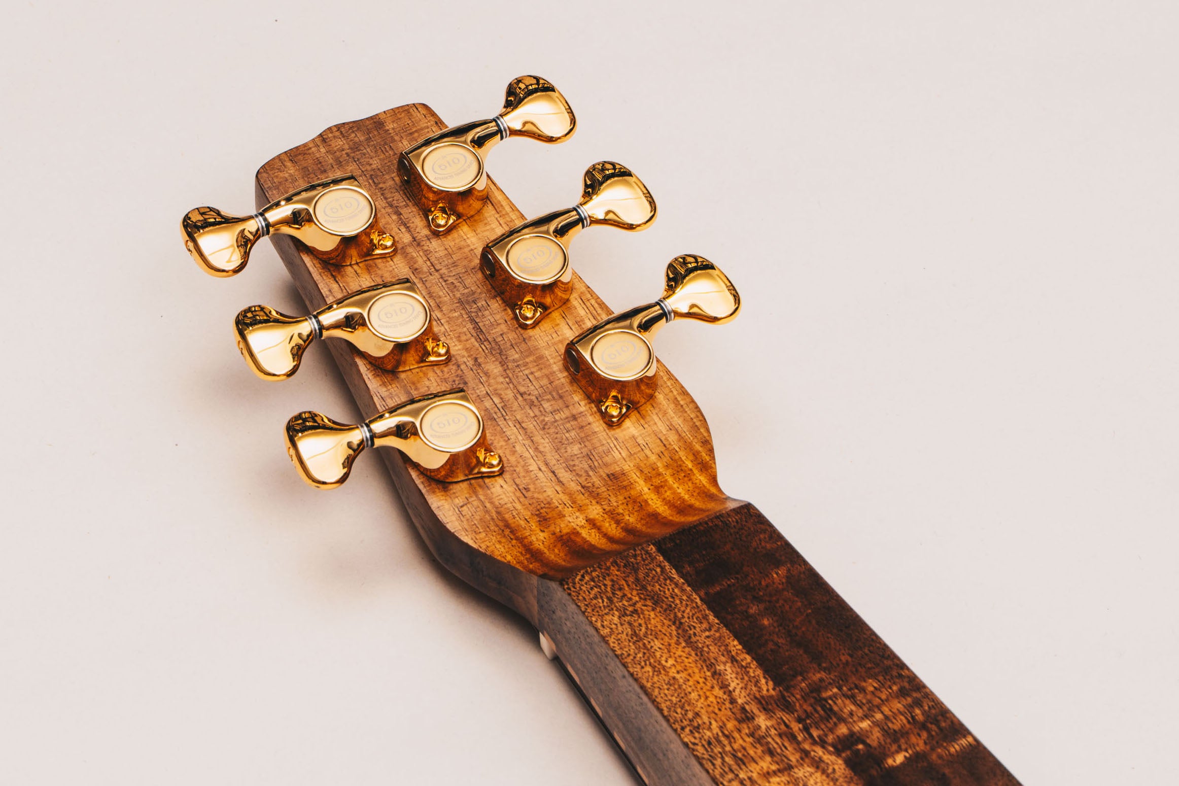Style 2 Weissenborn Guitar - Tasmanian Blackwood & Bunya Weissenborn Acoustic Lap Steel Slide Guitar by master luthier Richard Wilson. Handcrafted in Australia. Serial no. RW2616-503.
