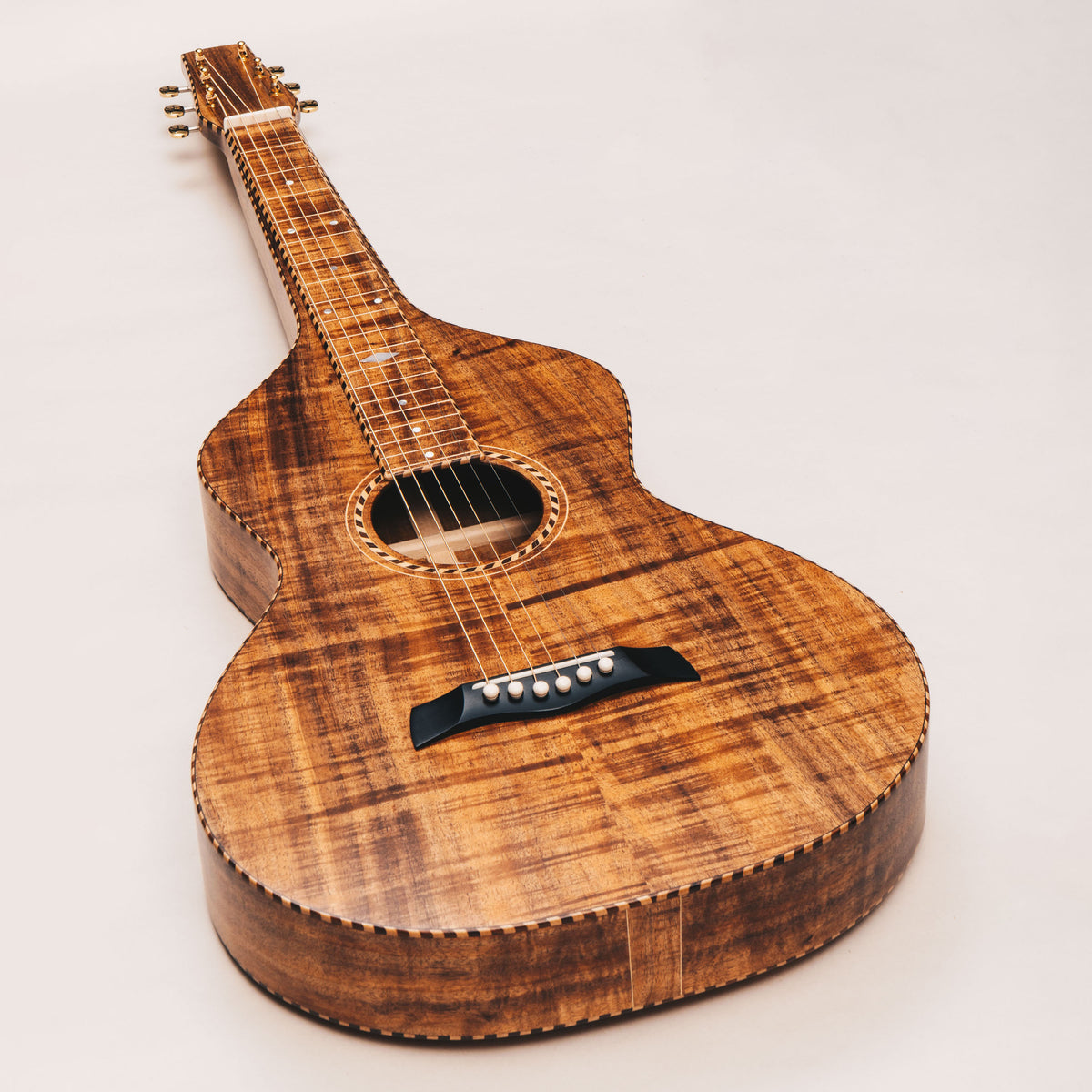 Style 4 Weissenborn Guitar – Tasmanian Blackwood Weissenborn Acoustic Lap Steel Slide Guitar by master luthier Richard Wilson. Handcrafted in Australia. Serial no. RW2626-513.